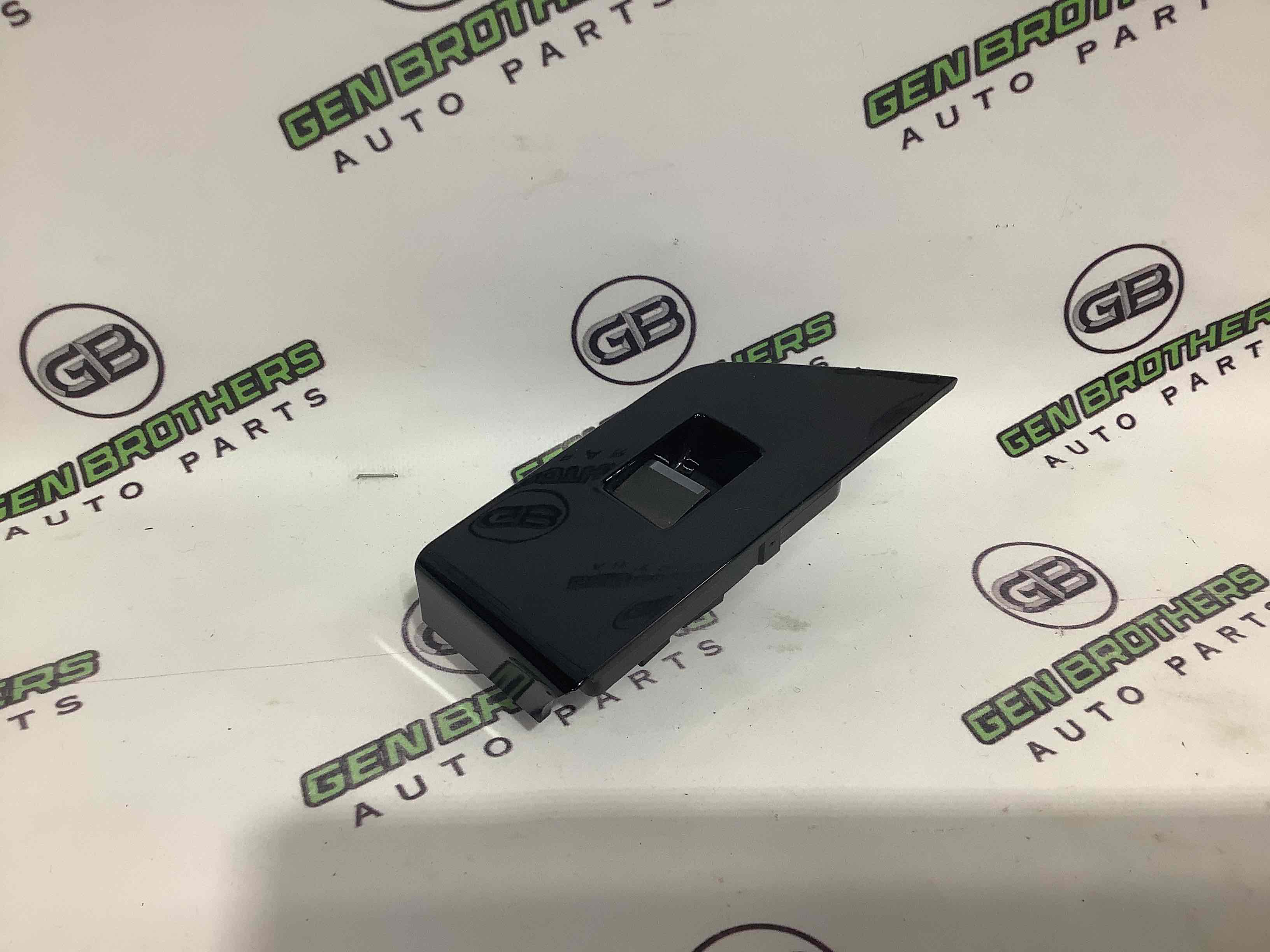 Кнопки керування склопідйомниками