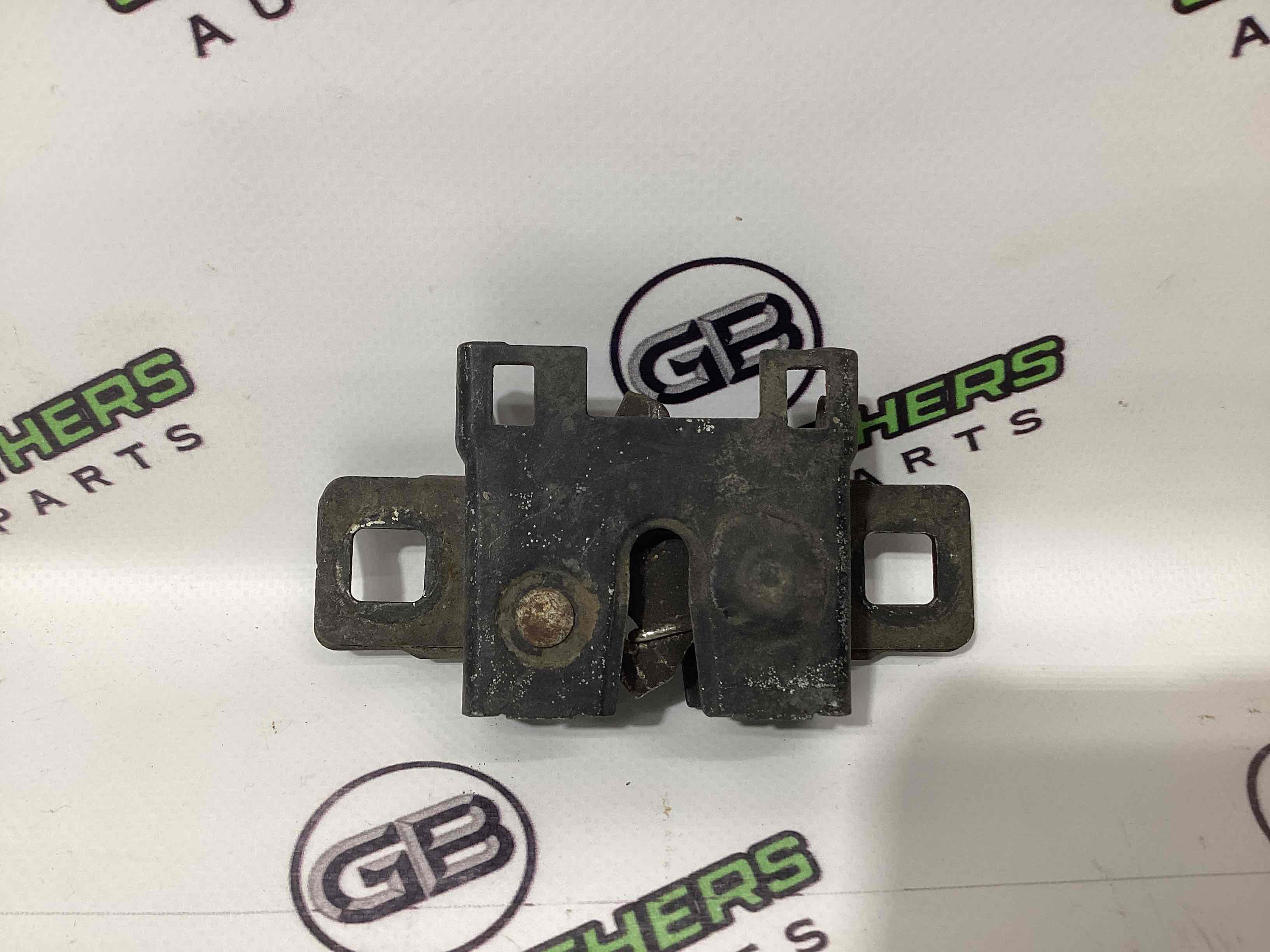 Замок капота, трос капота