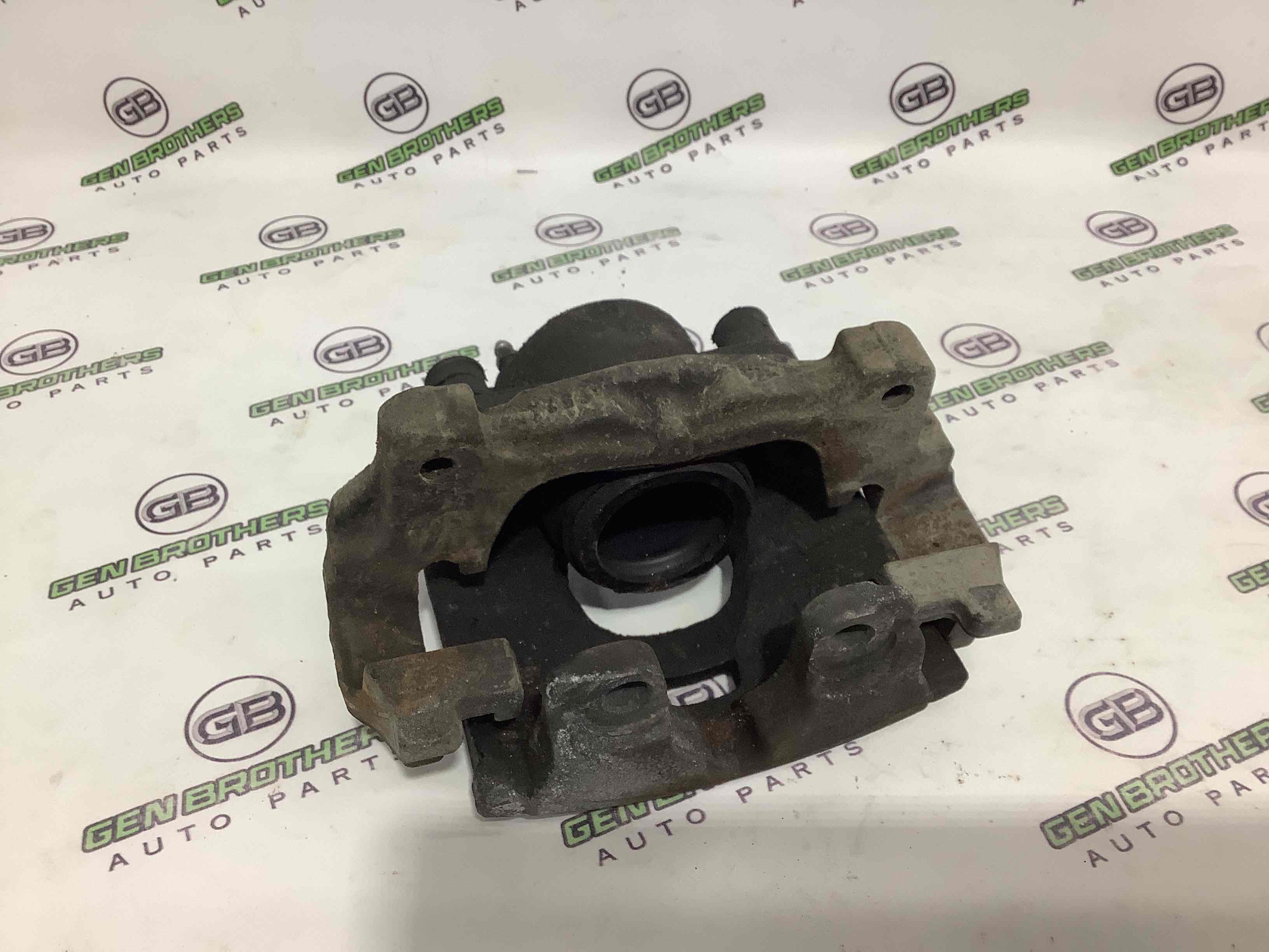 Супорт передній правий