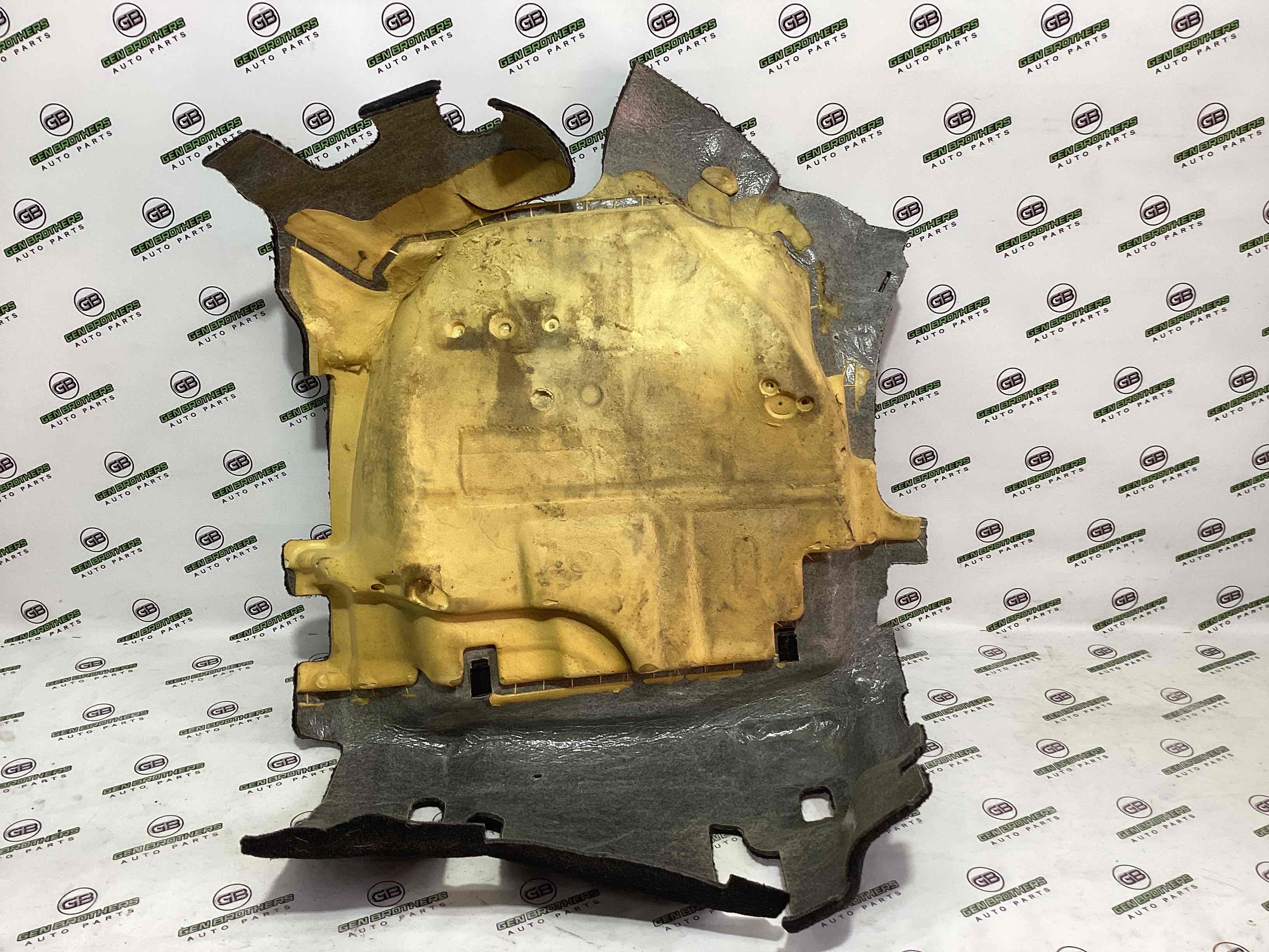 Килимки комплекти, підлога салону