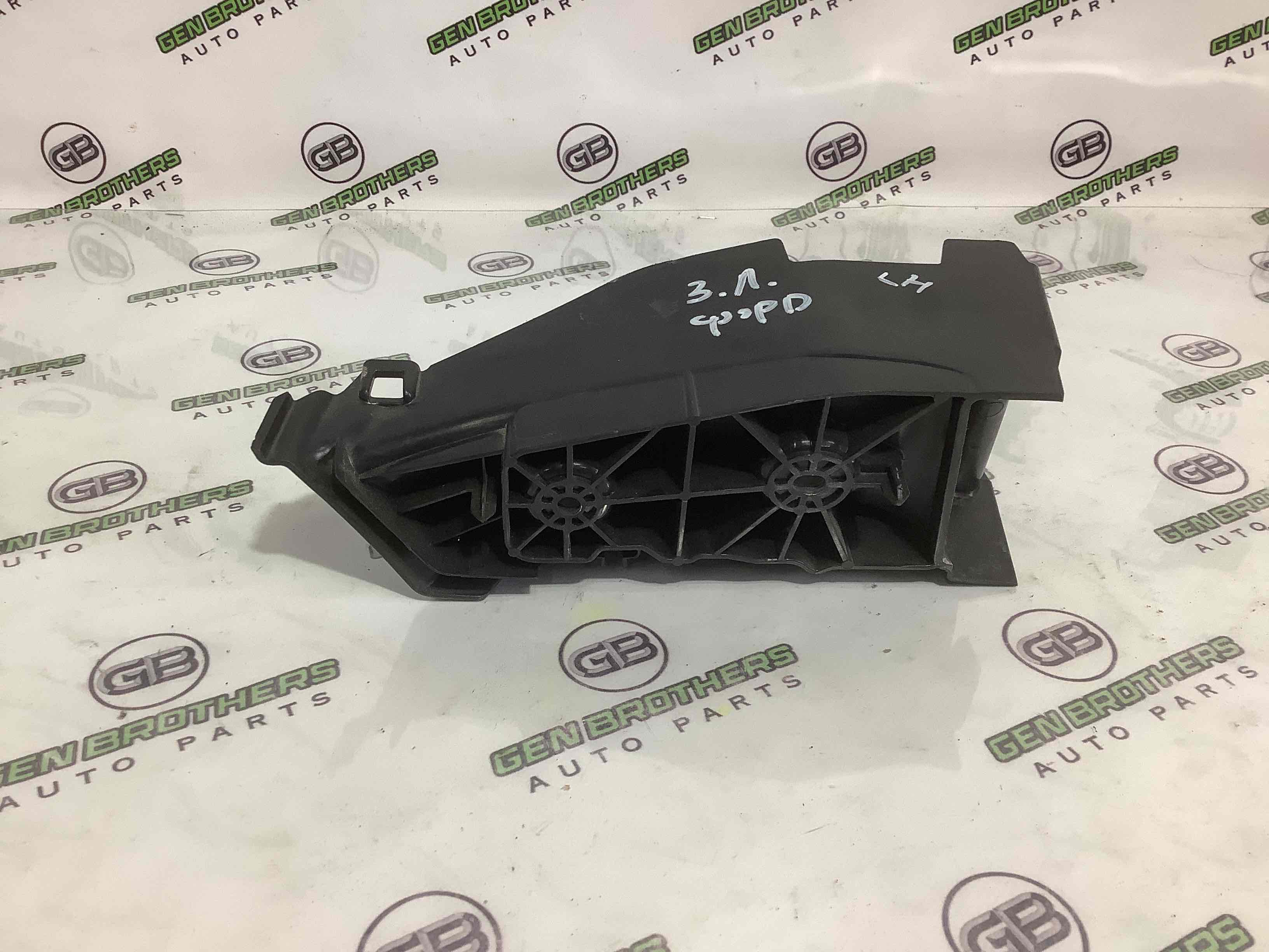 Кріплення, кронштейн