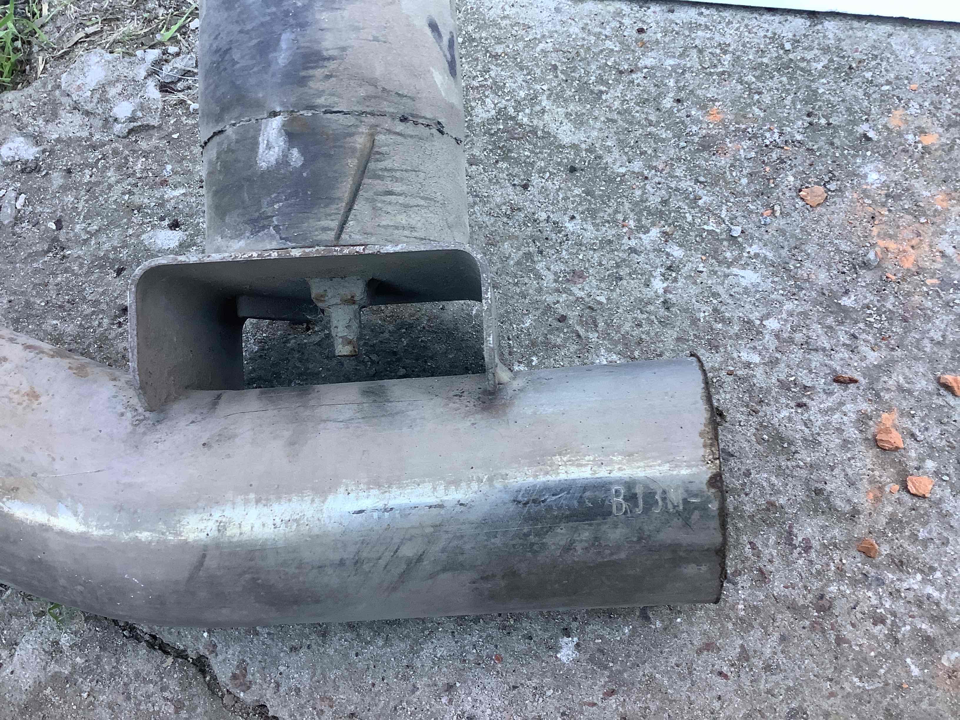 Приймальна труба глушника