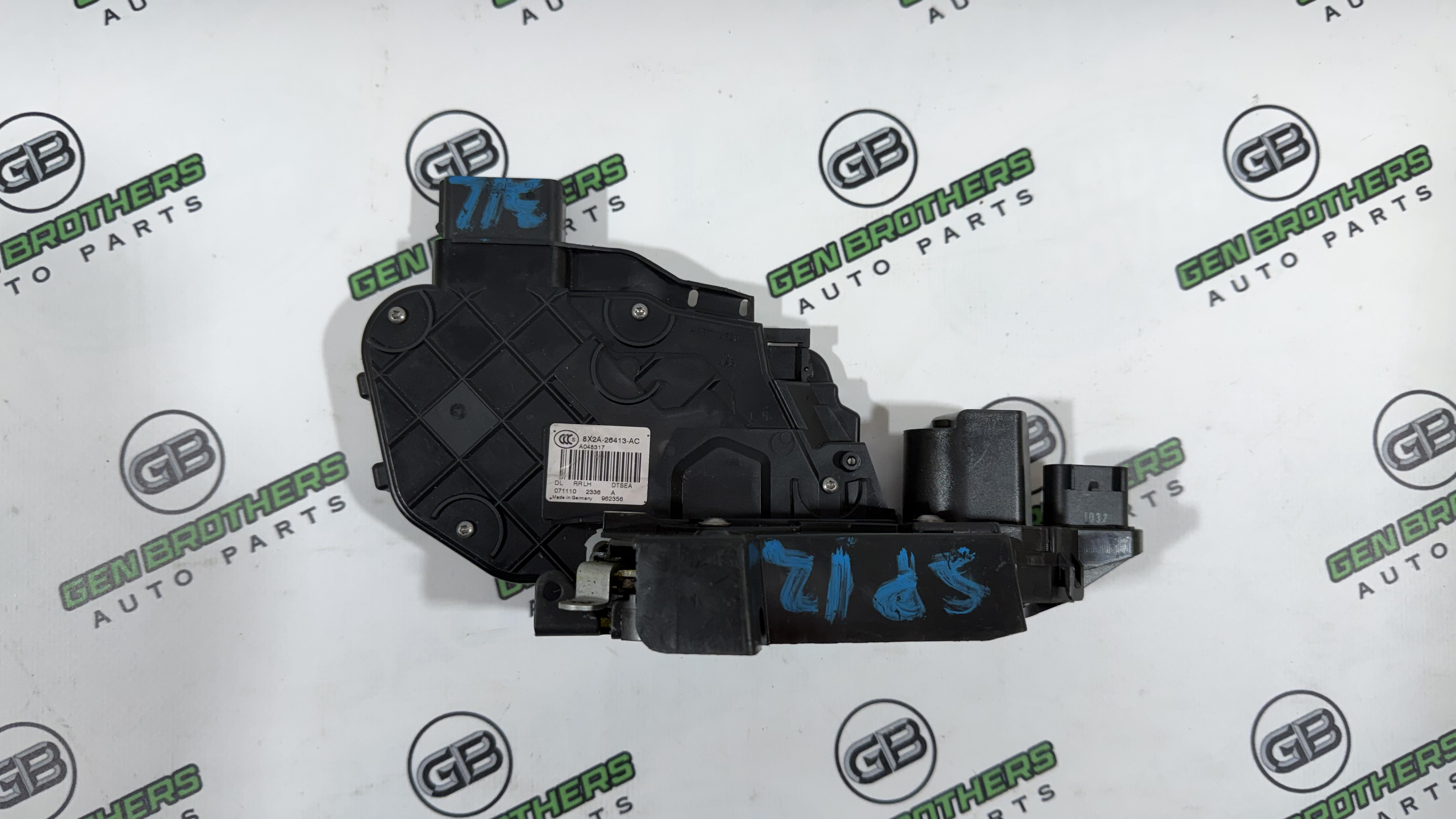 Замок дверей передньої лівої Land Rover Range Rover Sport L320 2012