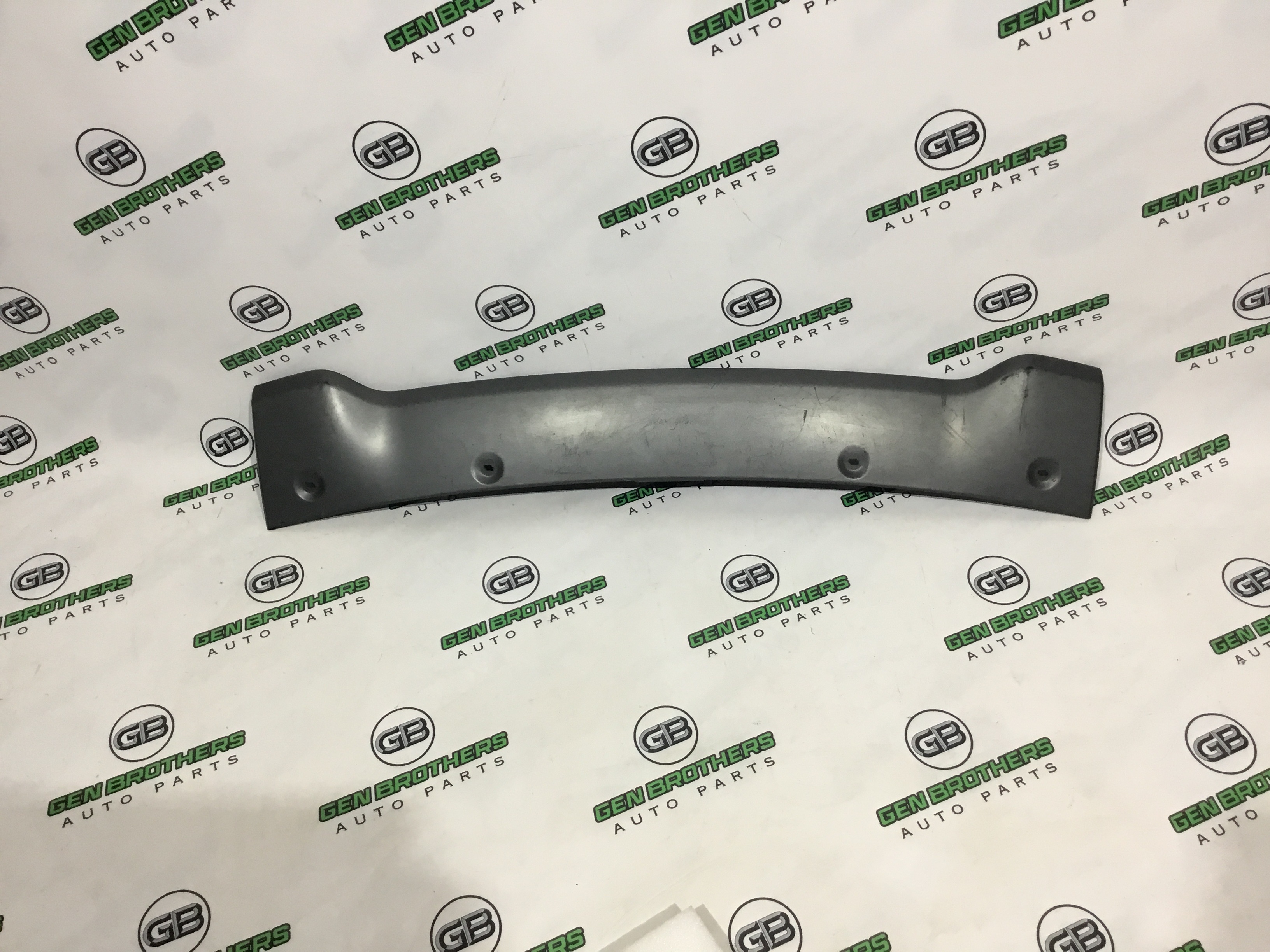 Бампер передній Land Rover Range Rover Sport L320 2010