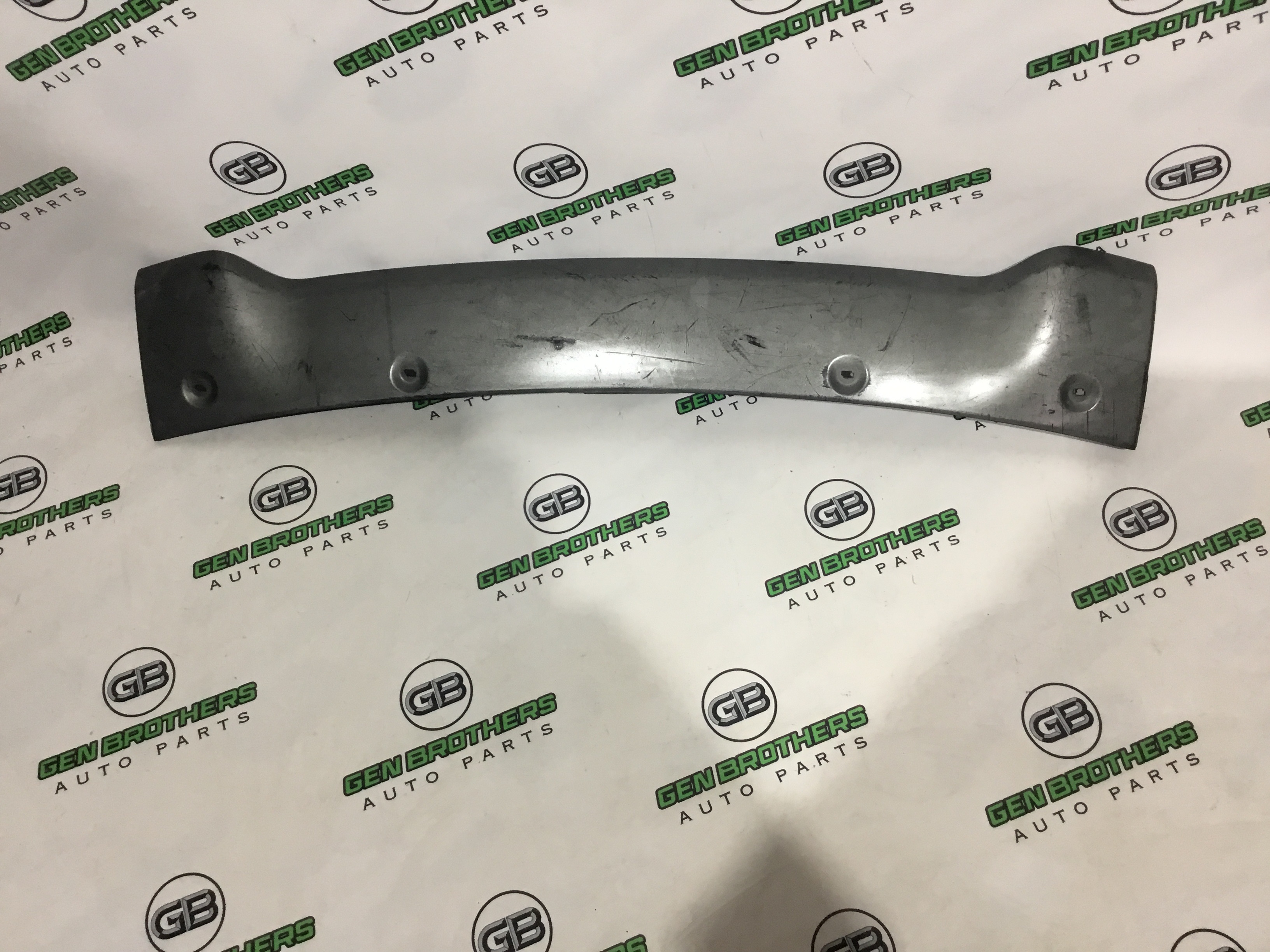 Бампер передній Land Rover Range Rover Sport L320 2010