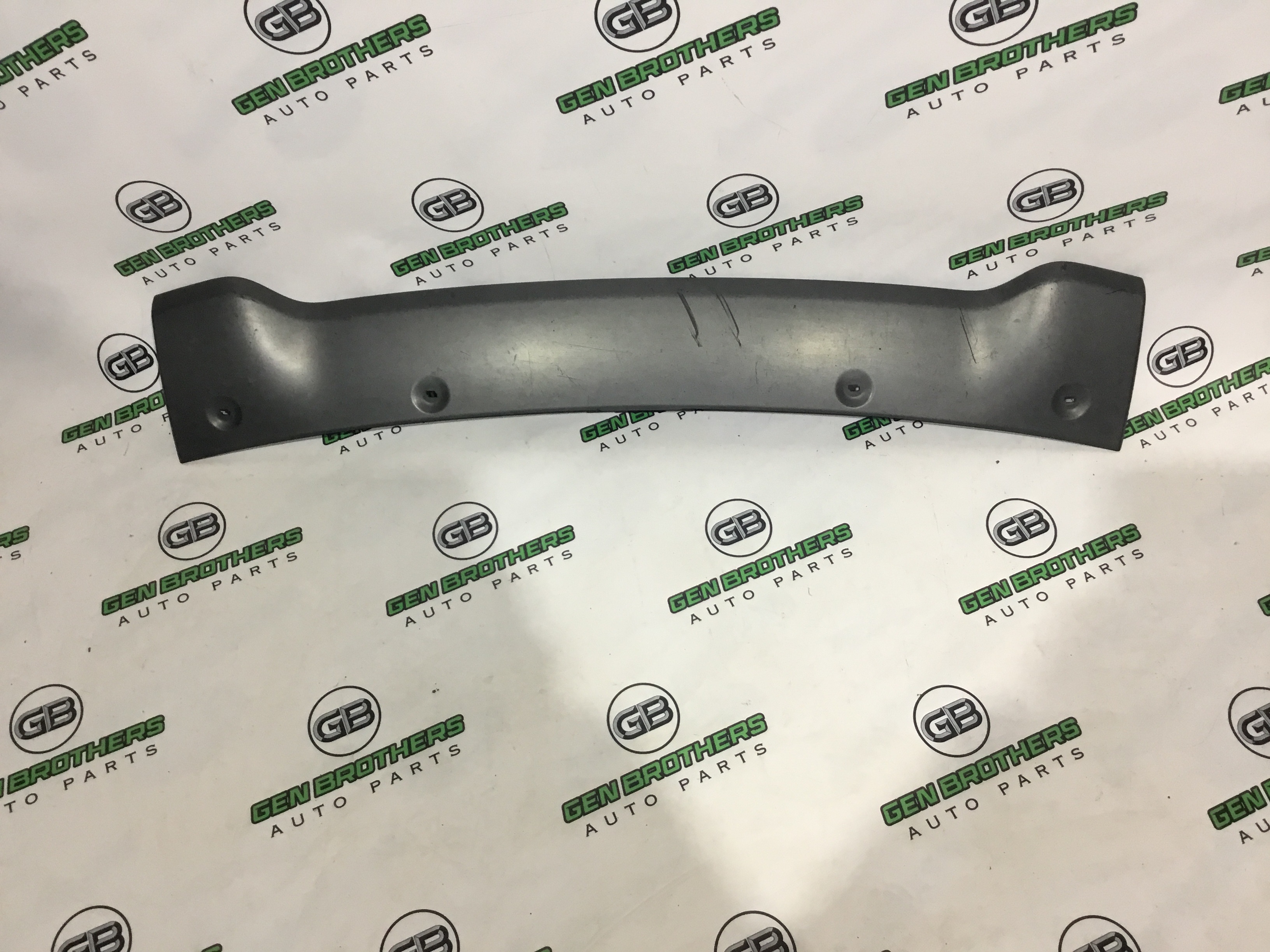 Бампер передній Land Rover Range Rover Sport L320 2010