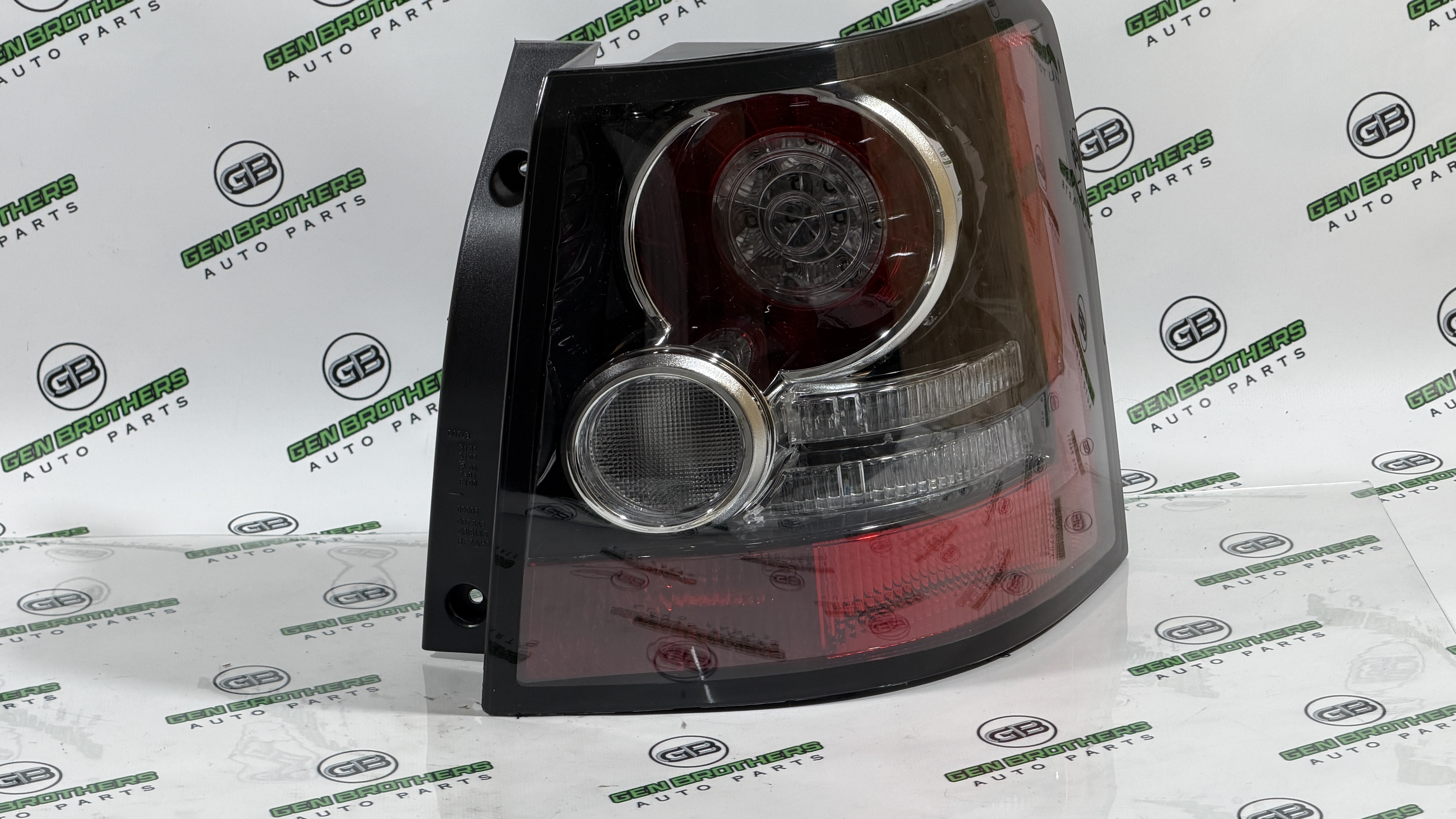 Ліхтар стоп сигналу Land Rover Range Rover Sport L320 2010