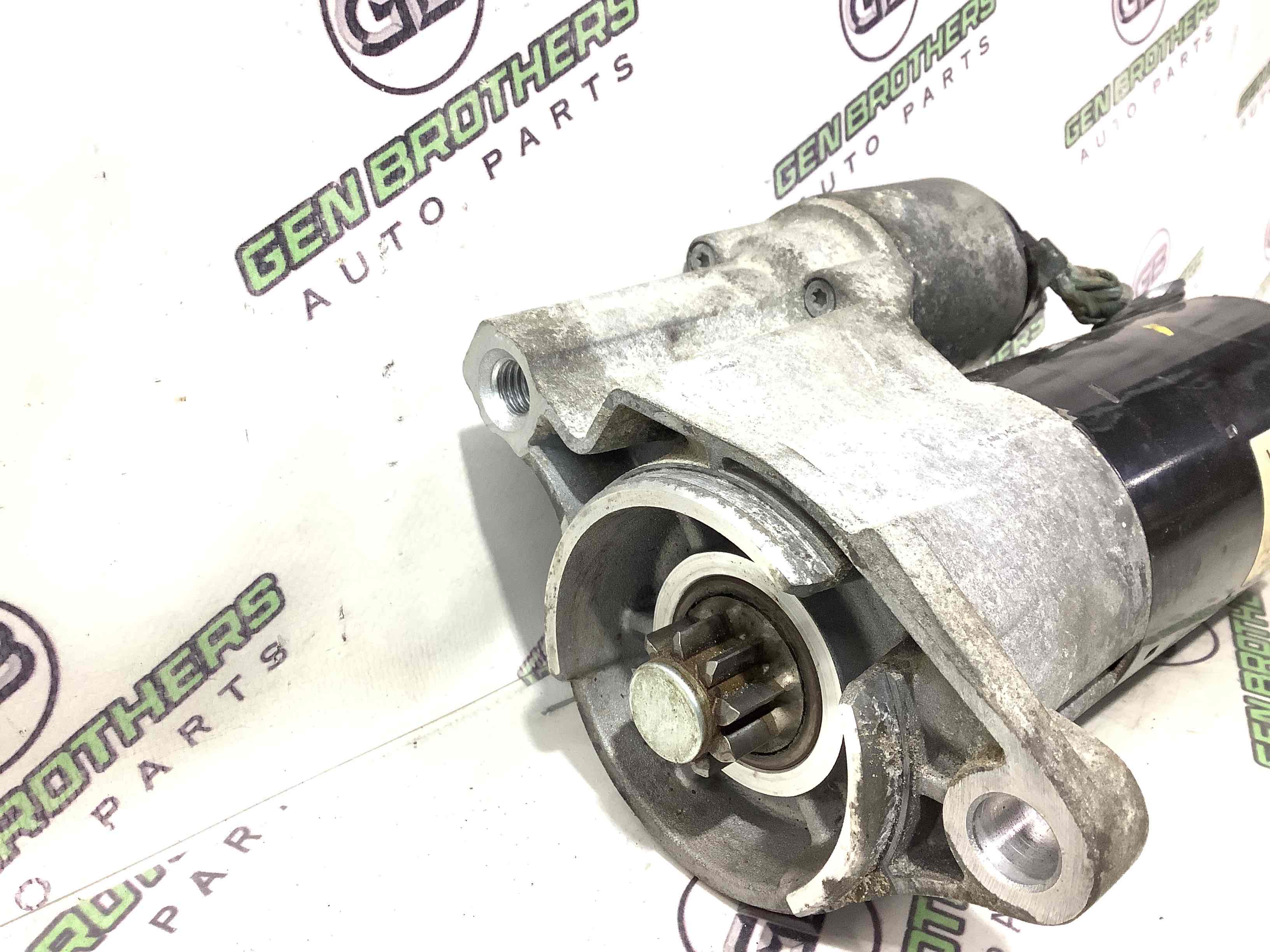 Стартер, кронштейн стартера