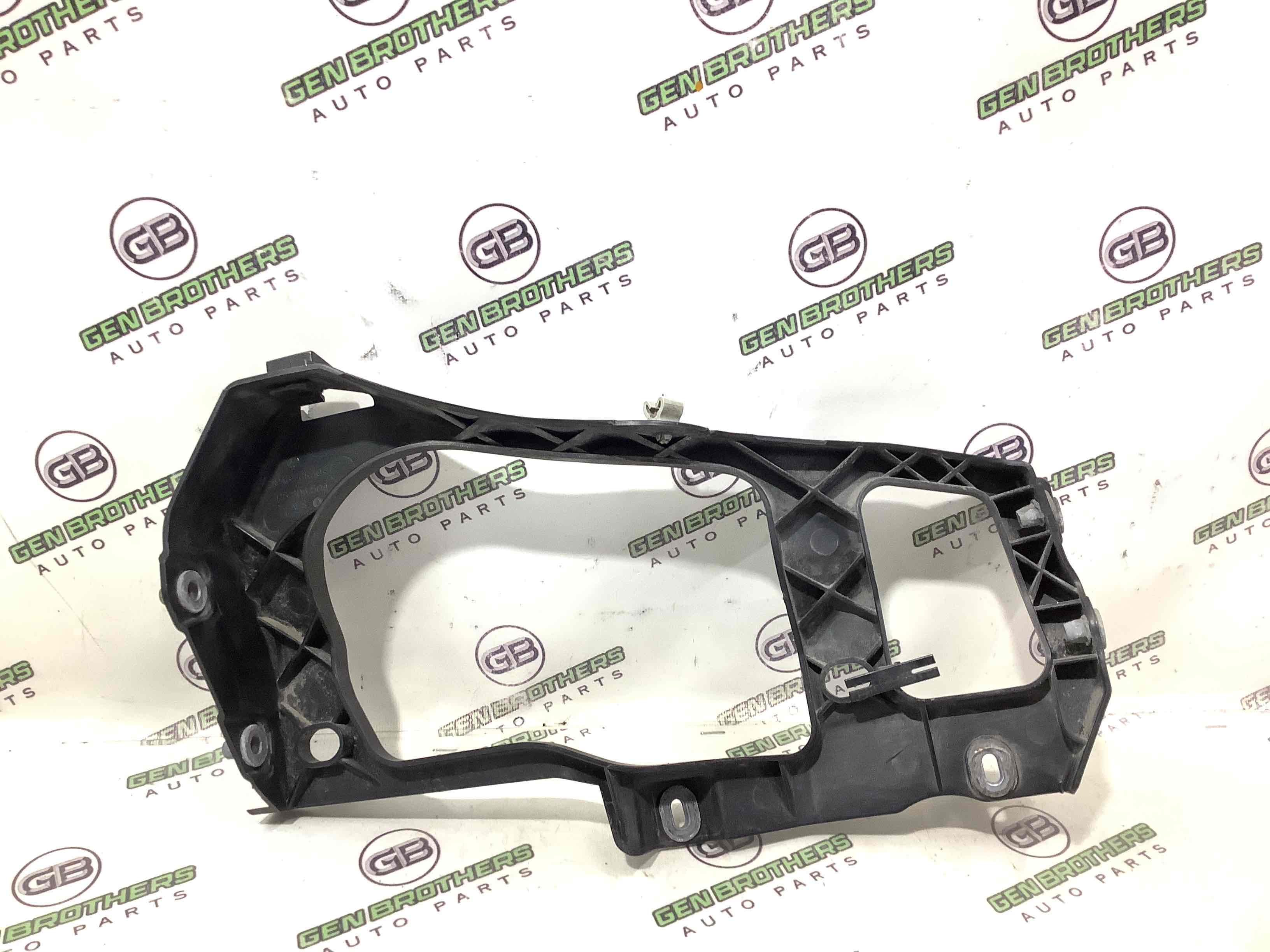 Кріплення фари