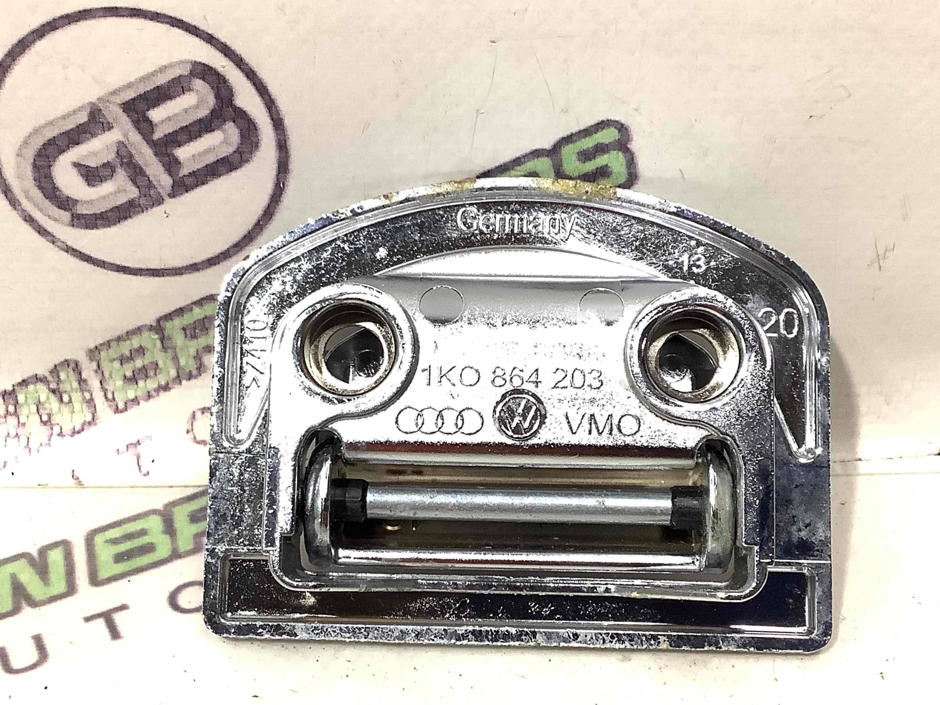 Кріплення, кронштейн