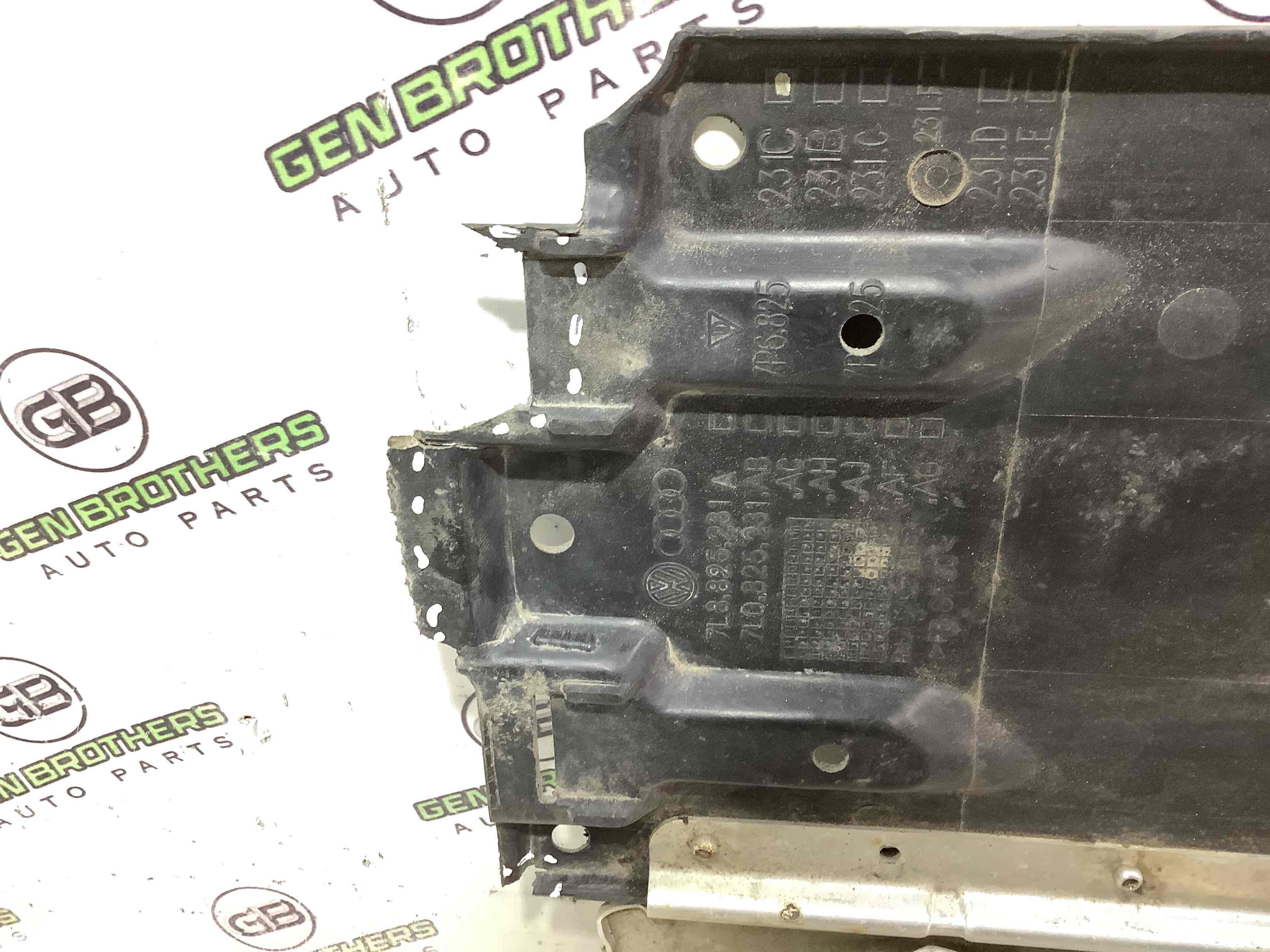 Захист днища