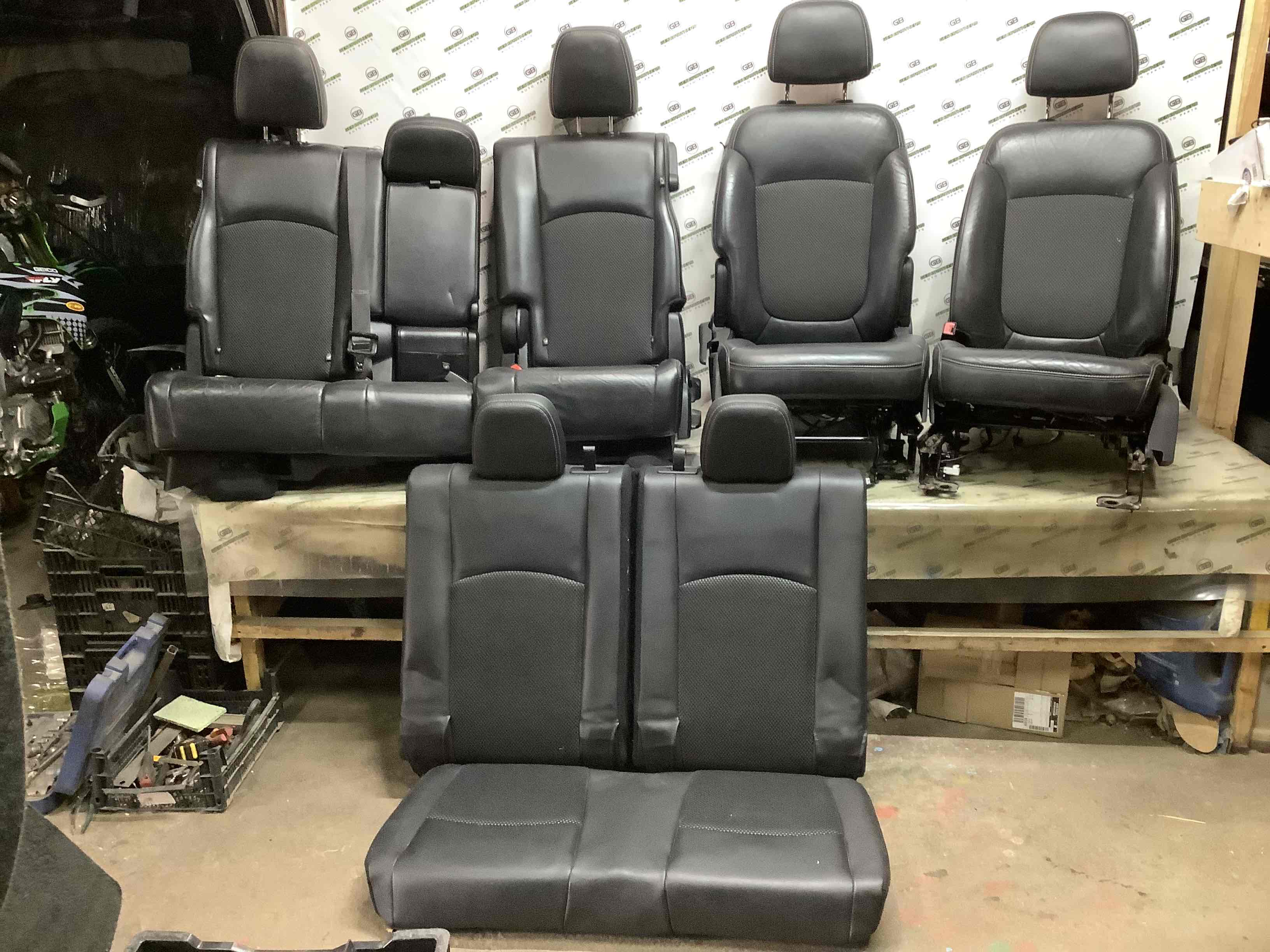 Салон комплект сидений