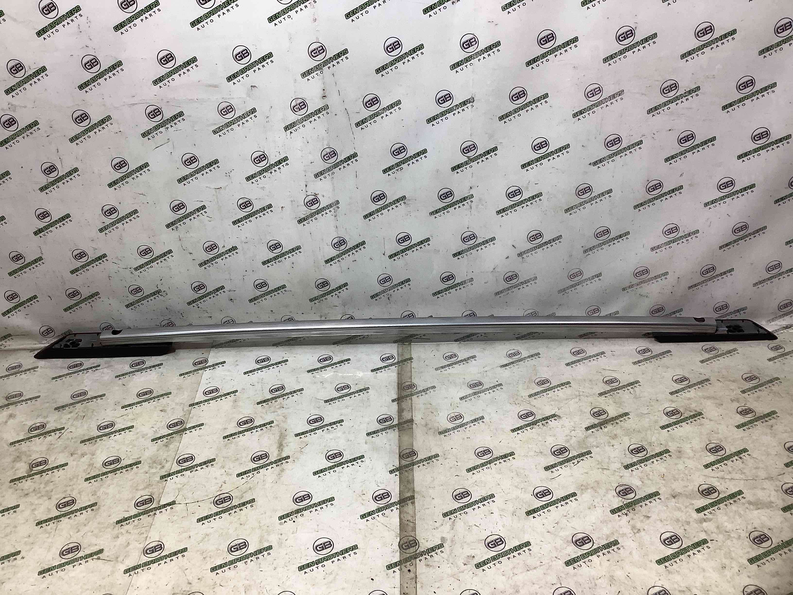 Молдинг крыши, рейлинг на крышу,  накладки