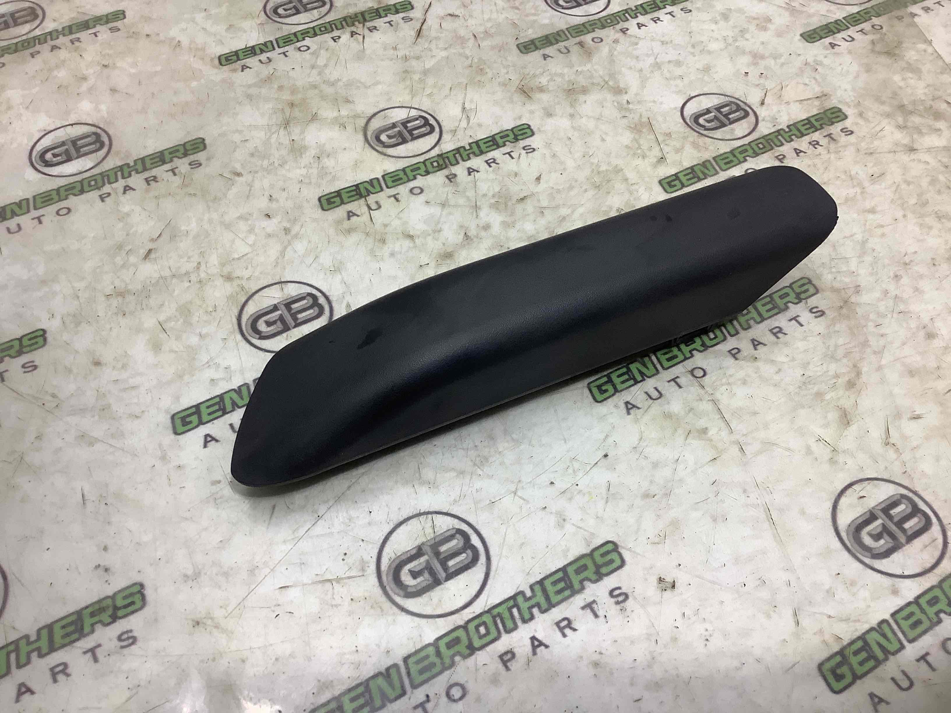 Молдинг крыши, рейлинг на крышу,  накладки