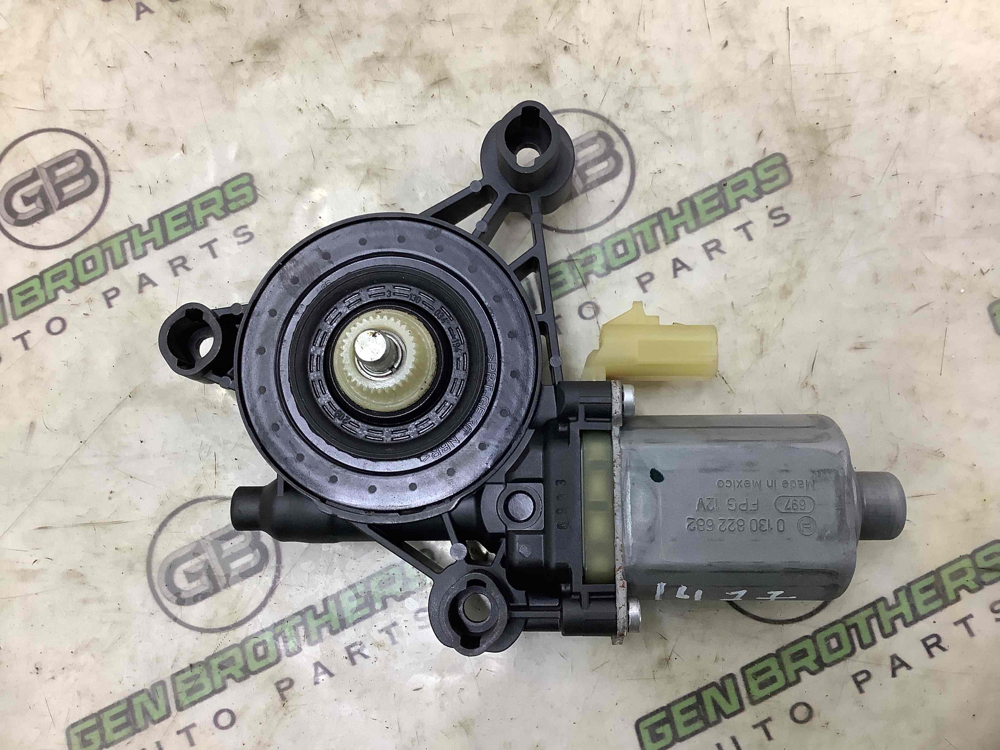 Моторчик стеклоочистителя