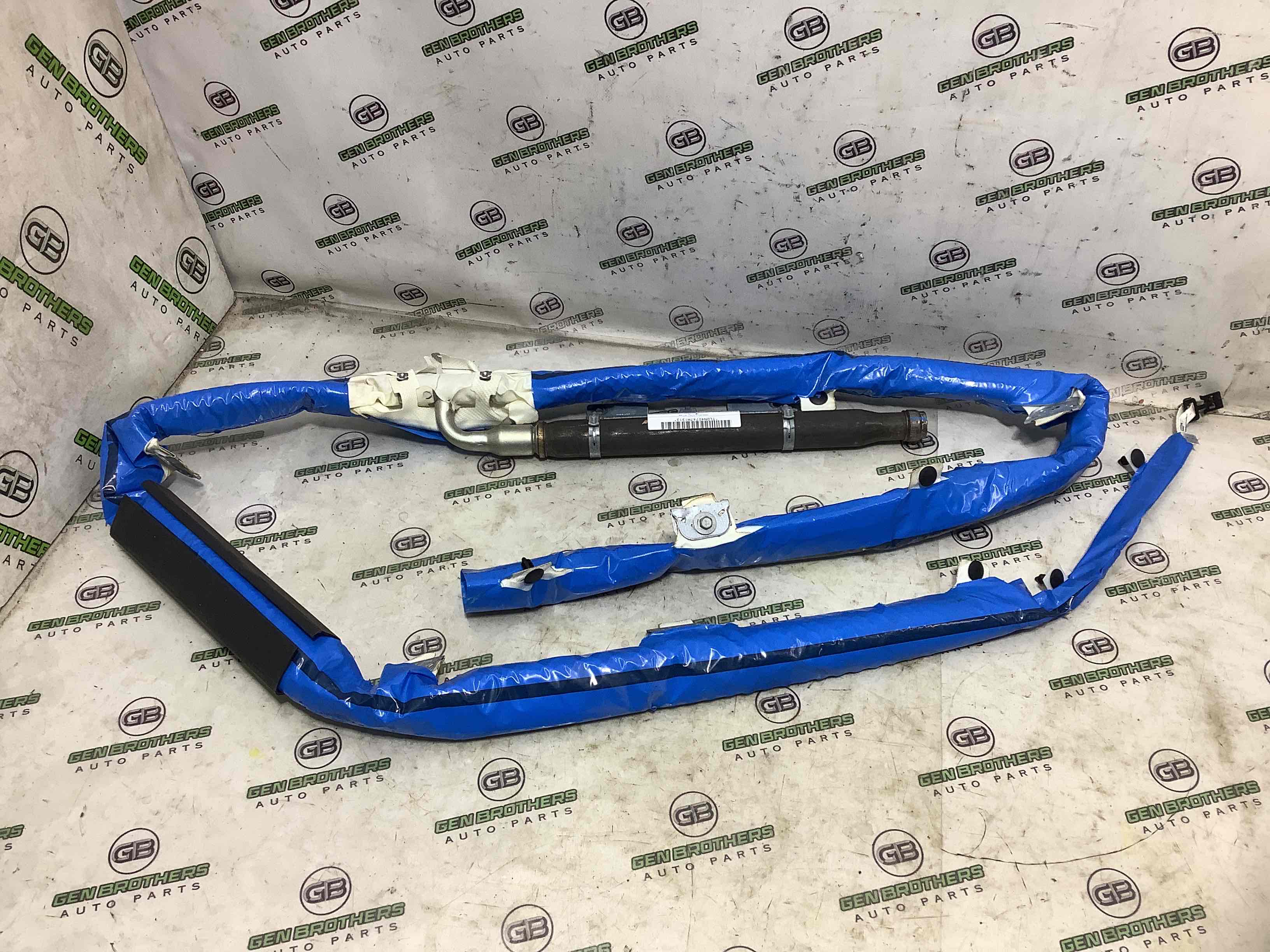 Подушка безопасности сбоку шторка