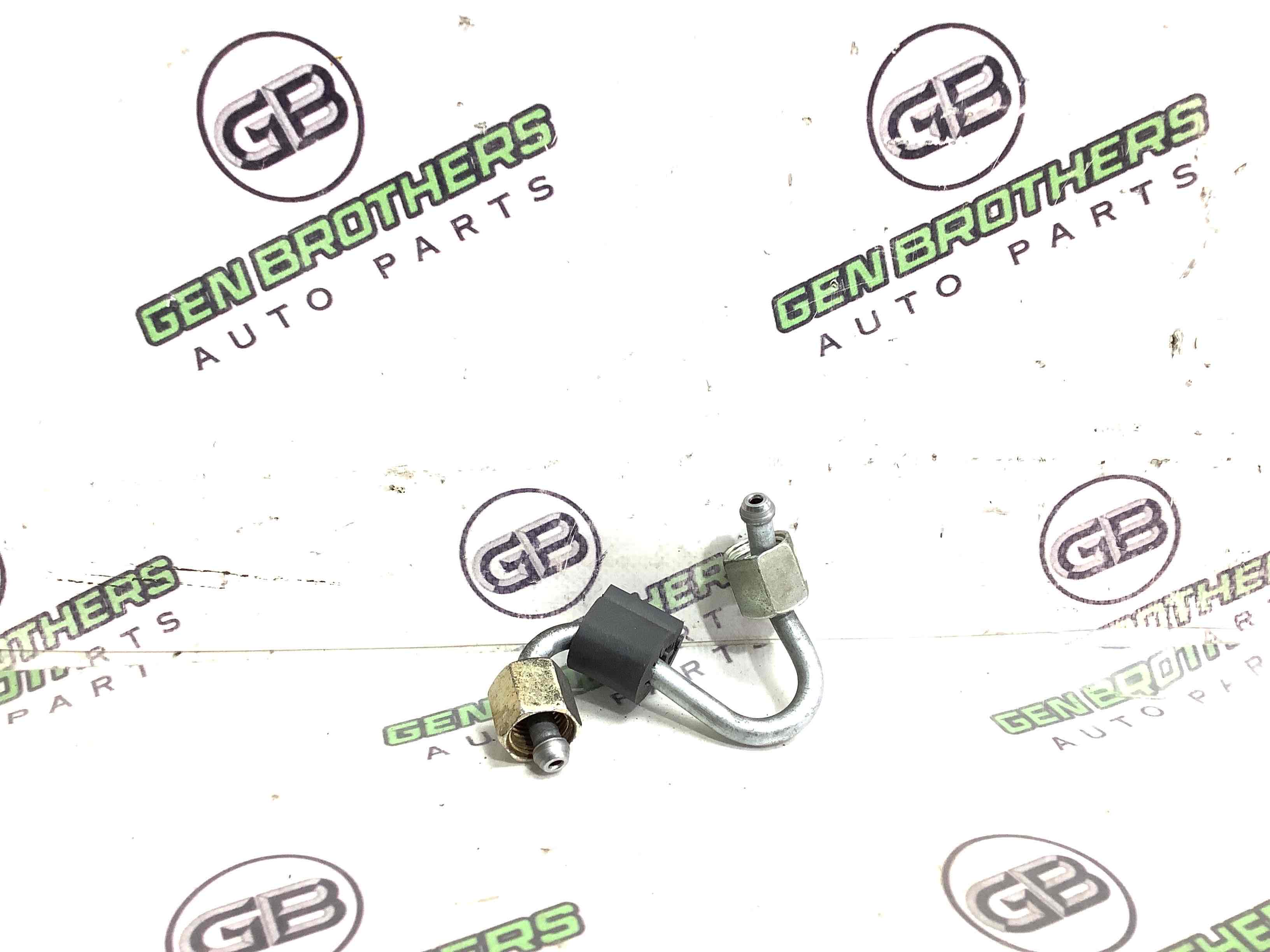 Трубка паливна