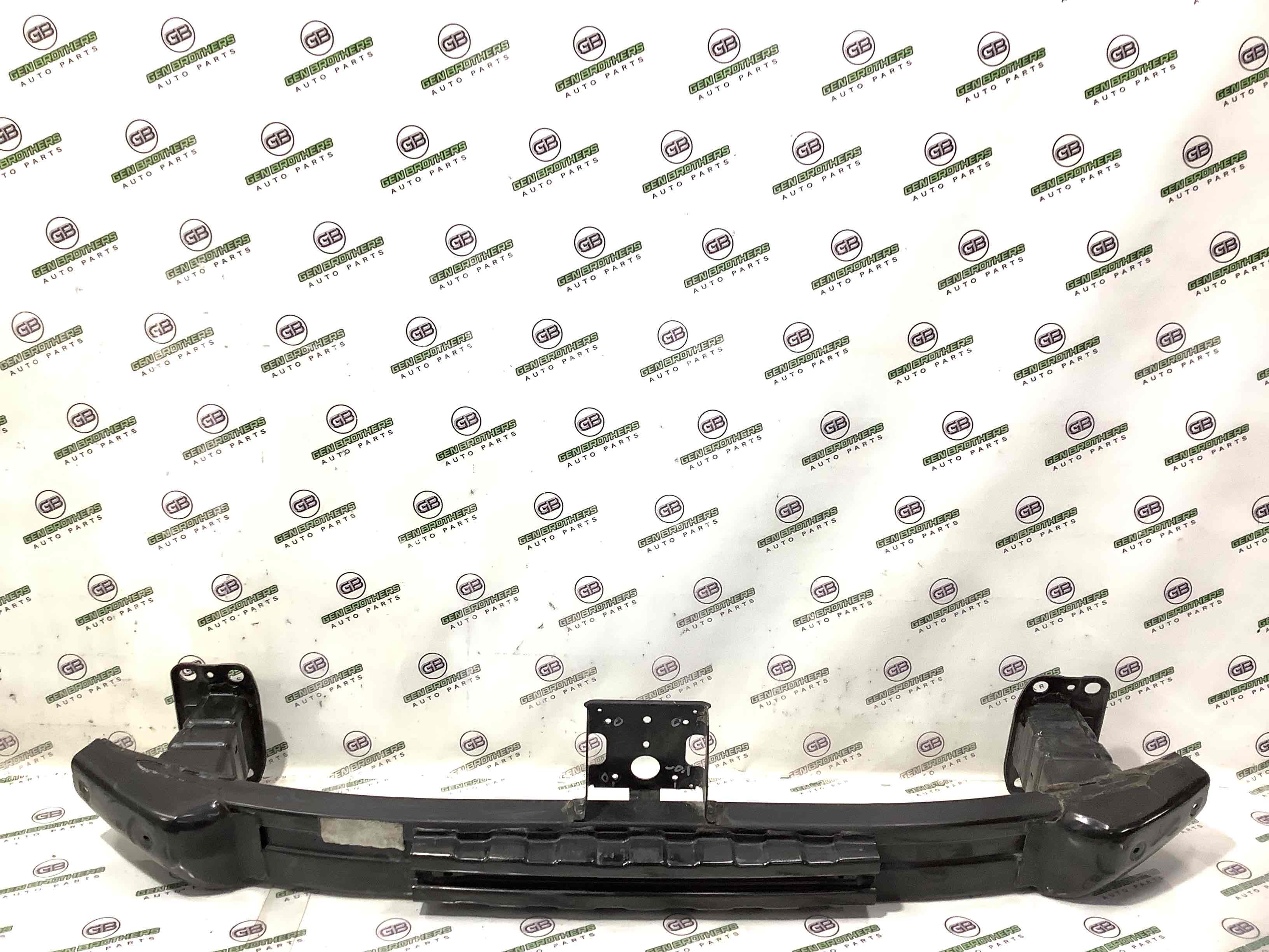 Підсилювач бампера переднього