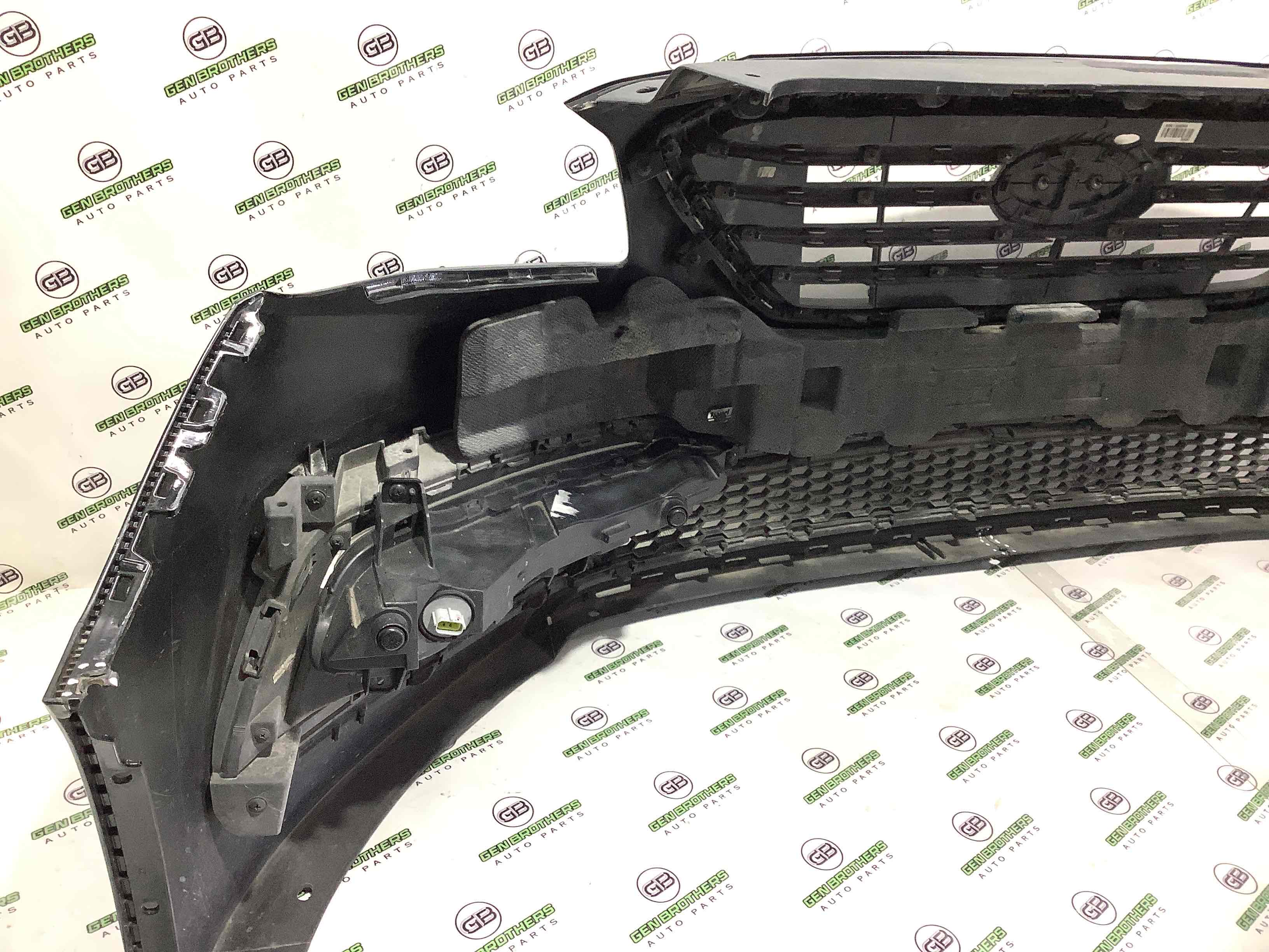 Бампер передній