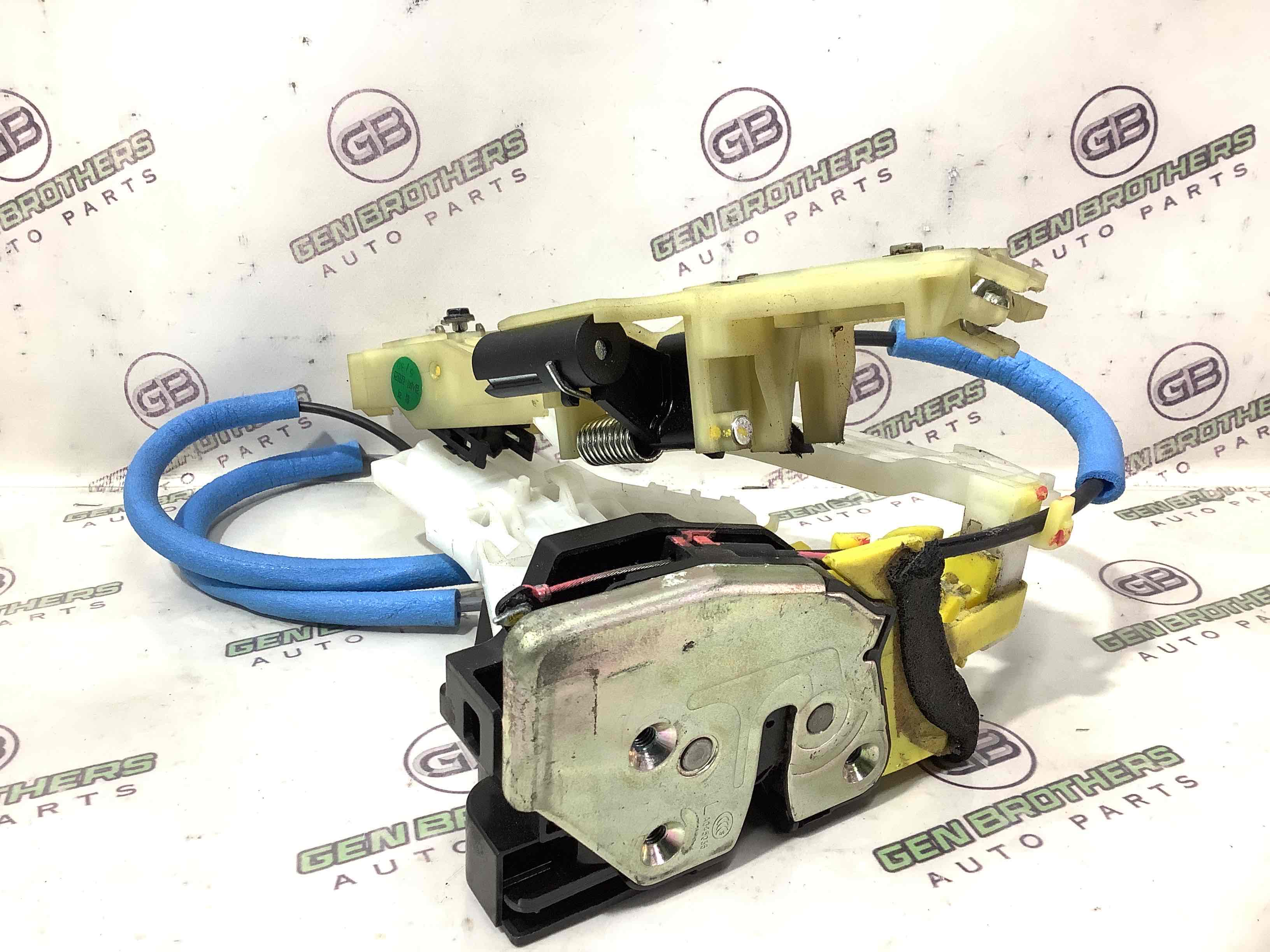 Замок дверей передньої лівої