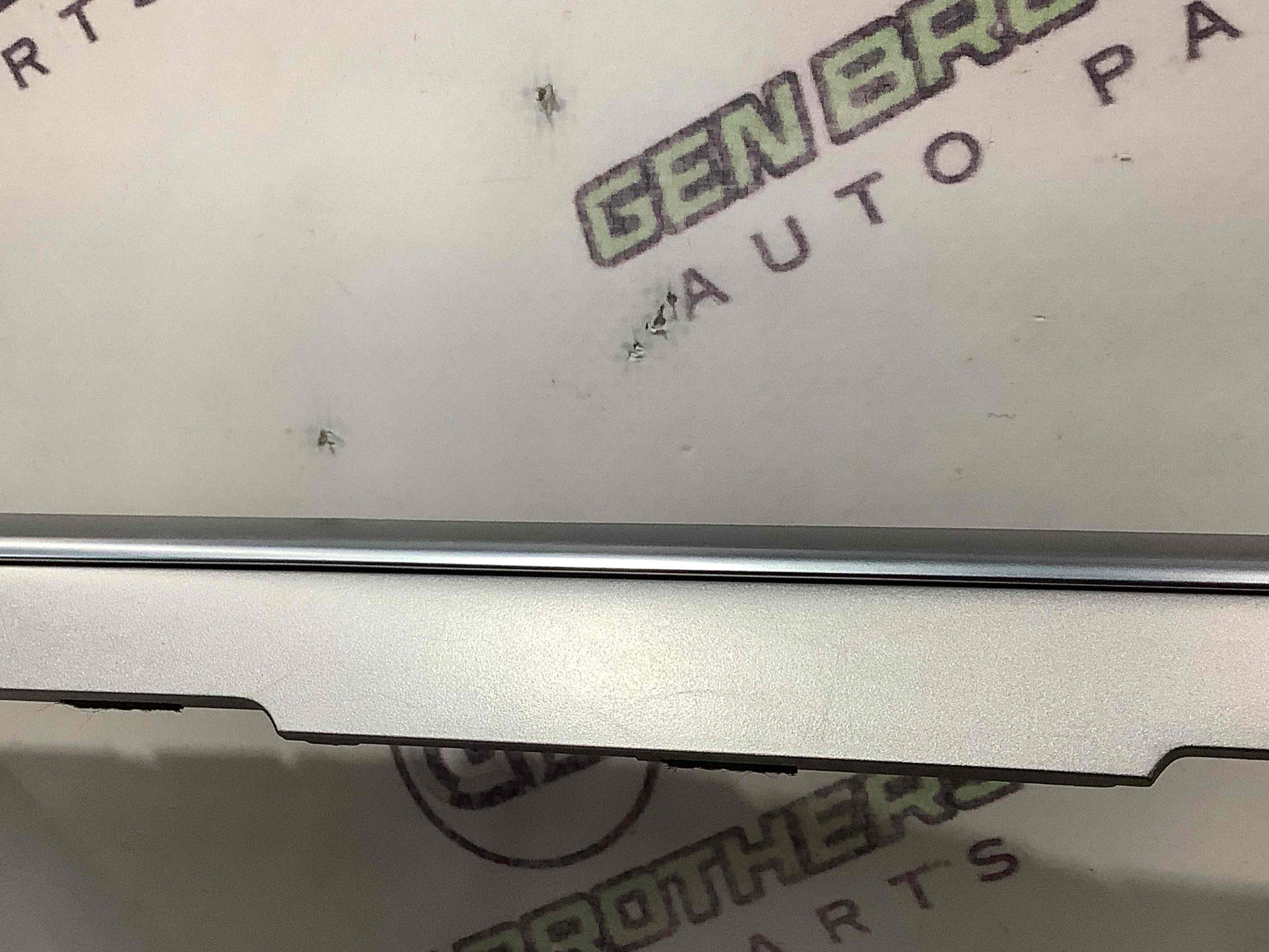 Оздоблення центральної консолі