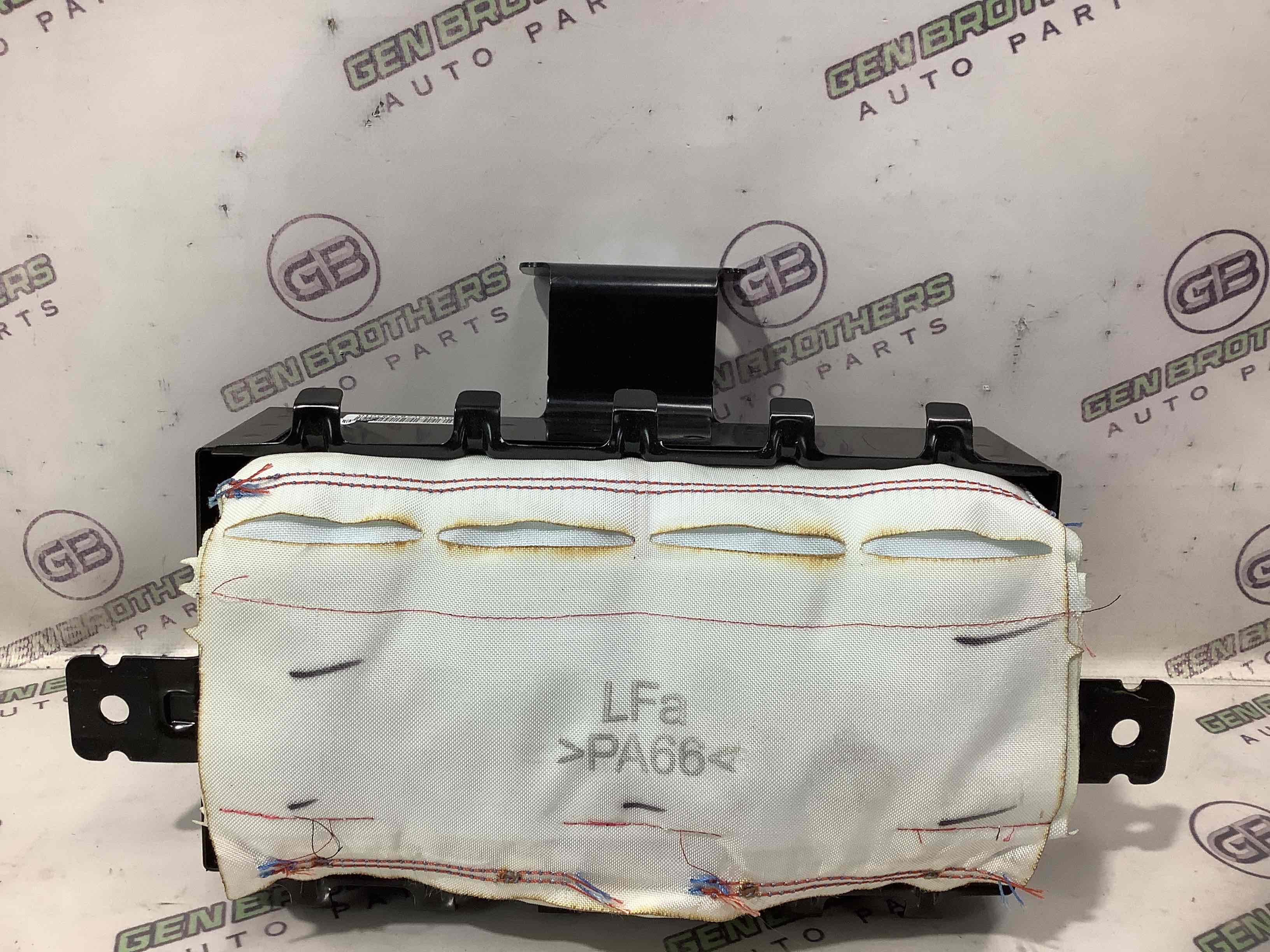 Подушка безпеки пасажира торпедо