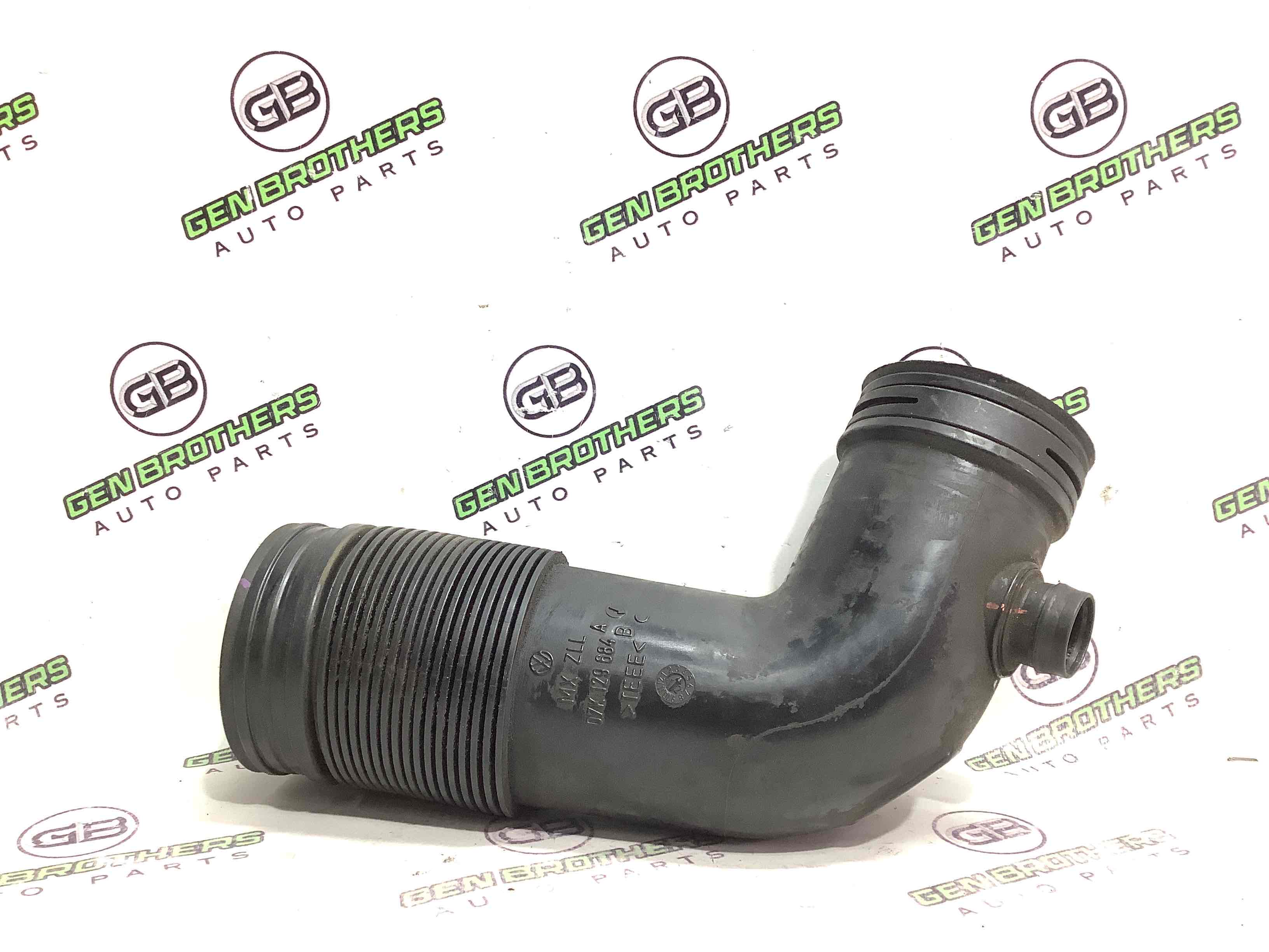 Патрубок повітряного фільтра