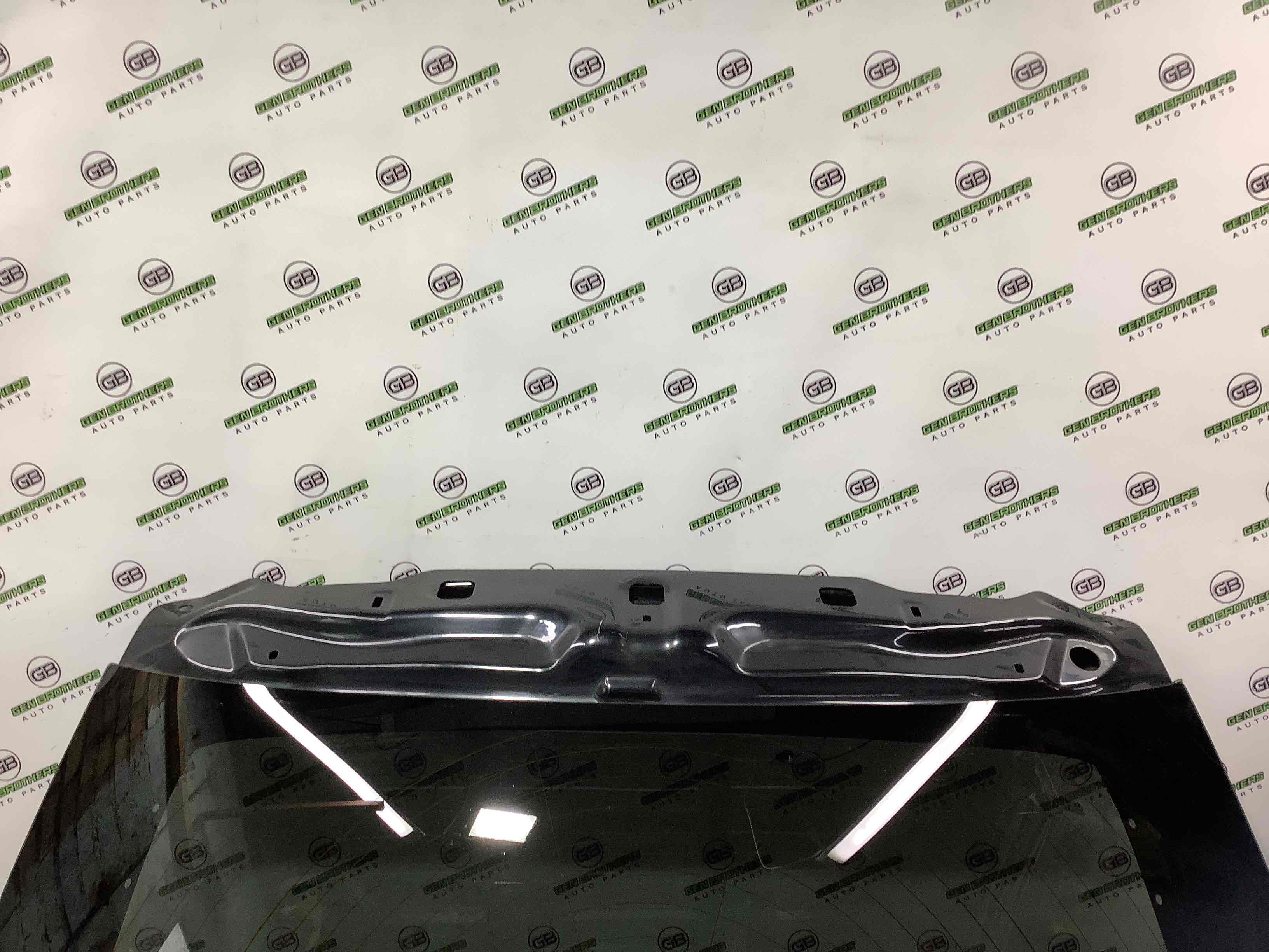 Кришка багажника, двері багажника Land Rover Discovery Sport L550 2017