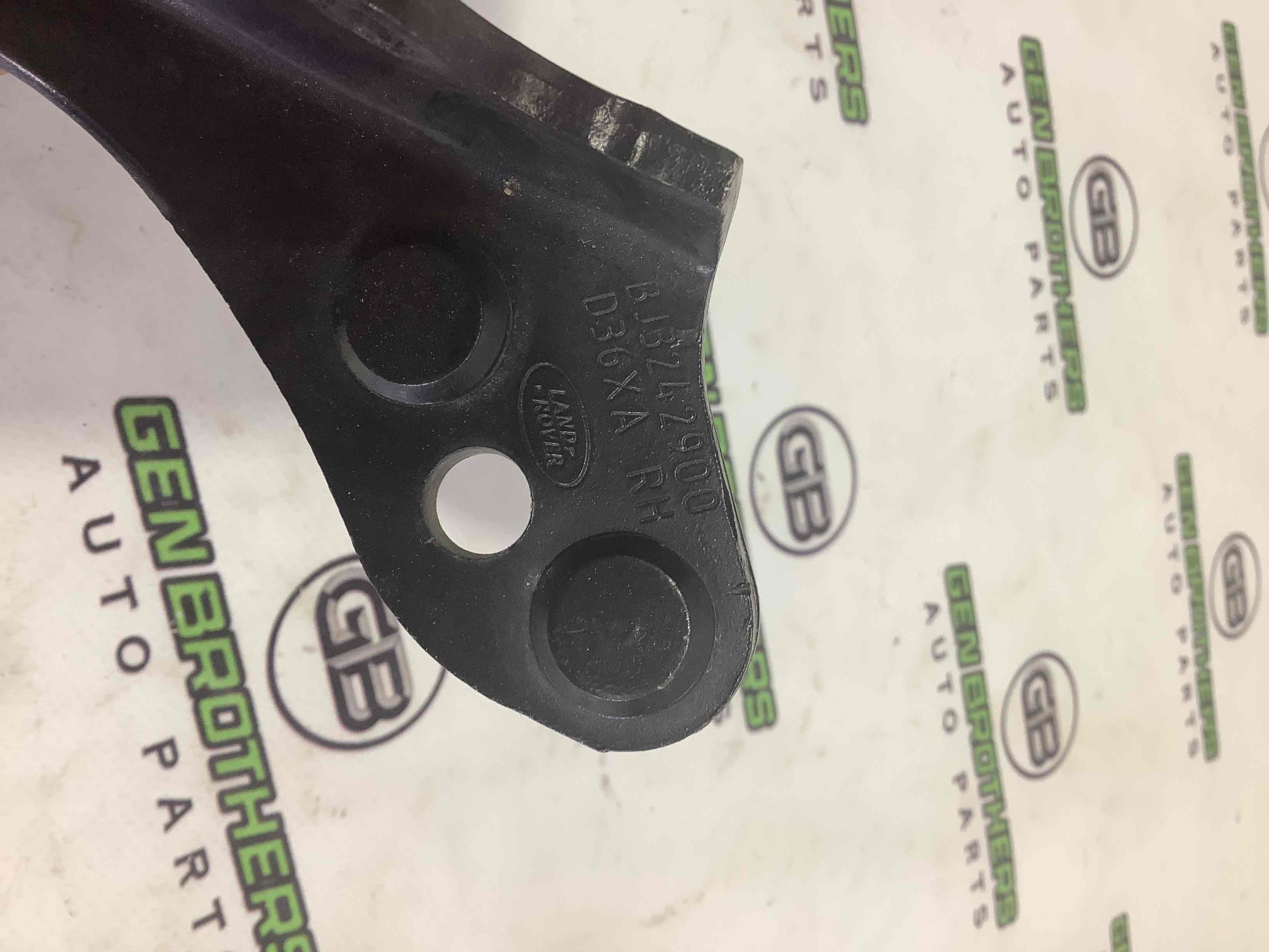 Петля кришки багажника, двері багажника