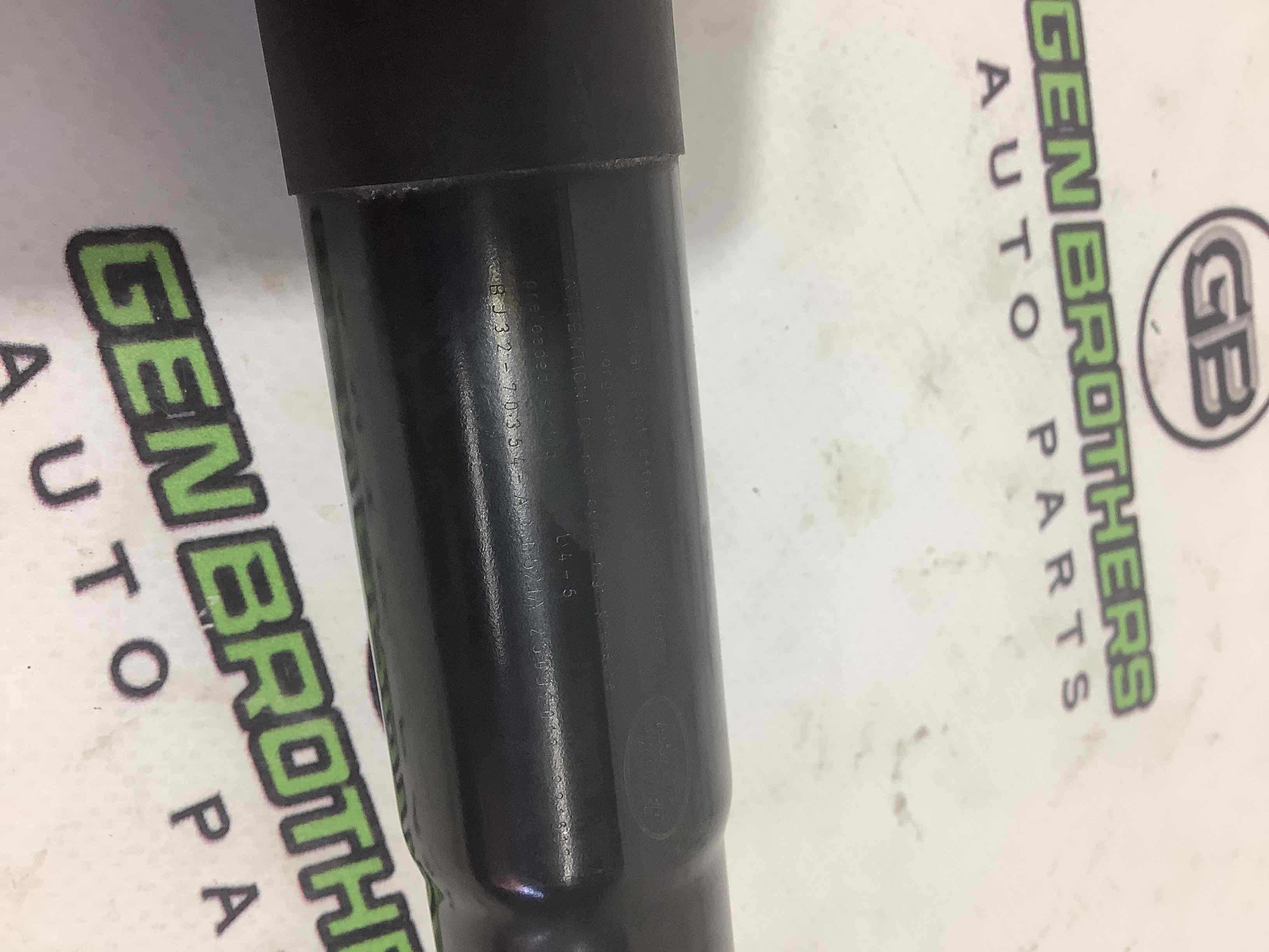 Амортизатор кришки двері багажника