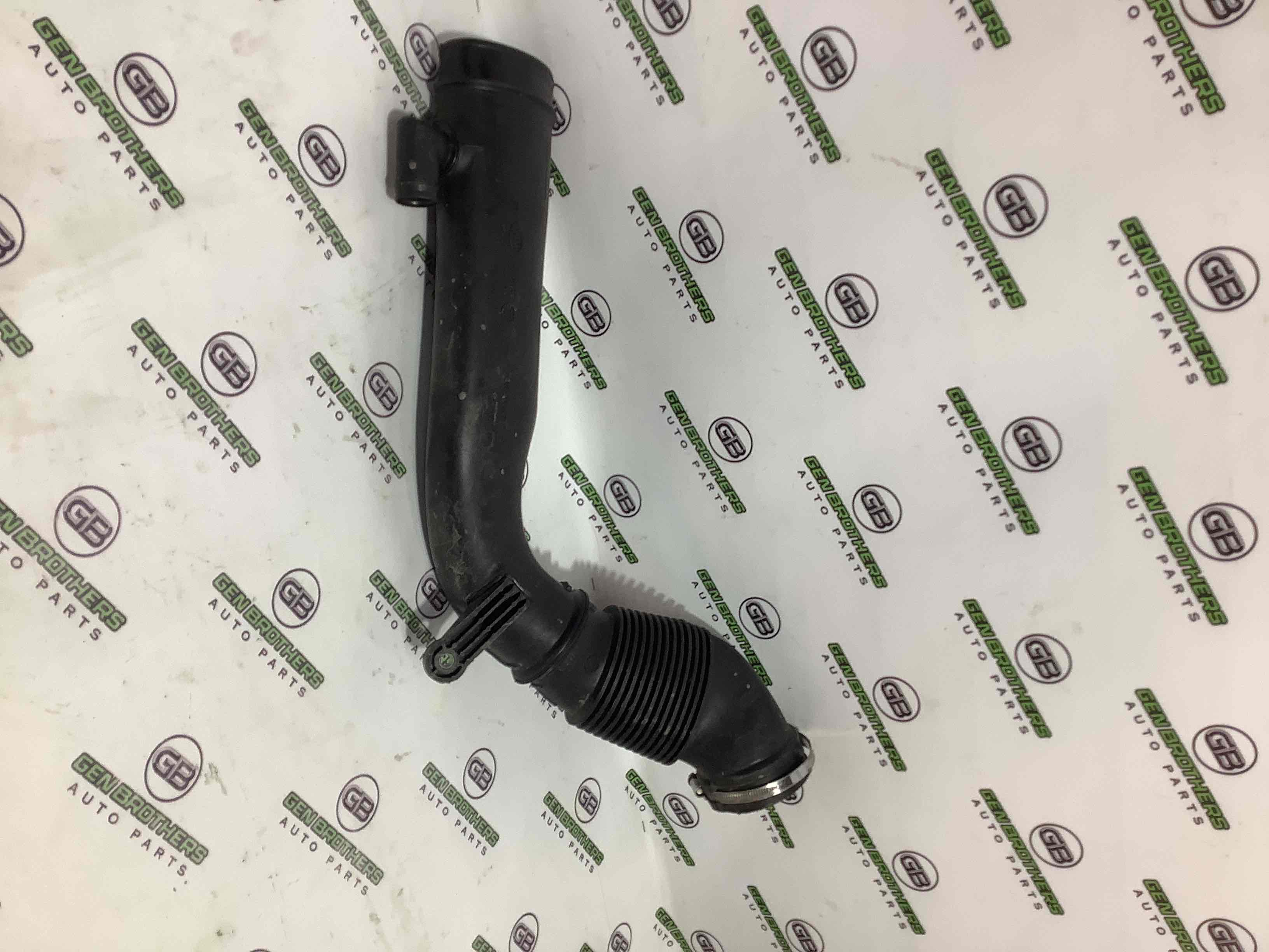 Патрубок повітряного фільтра