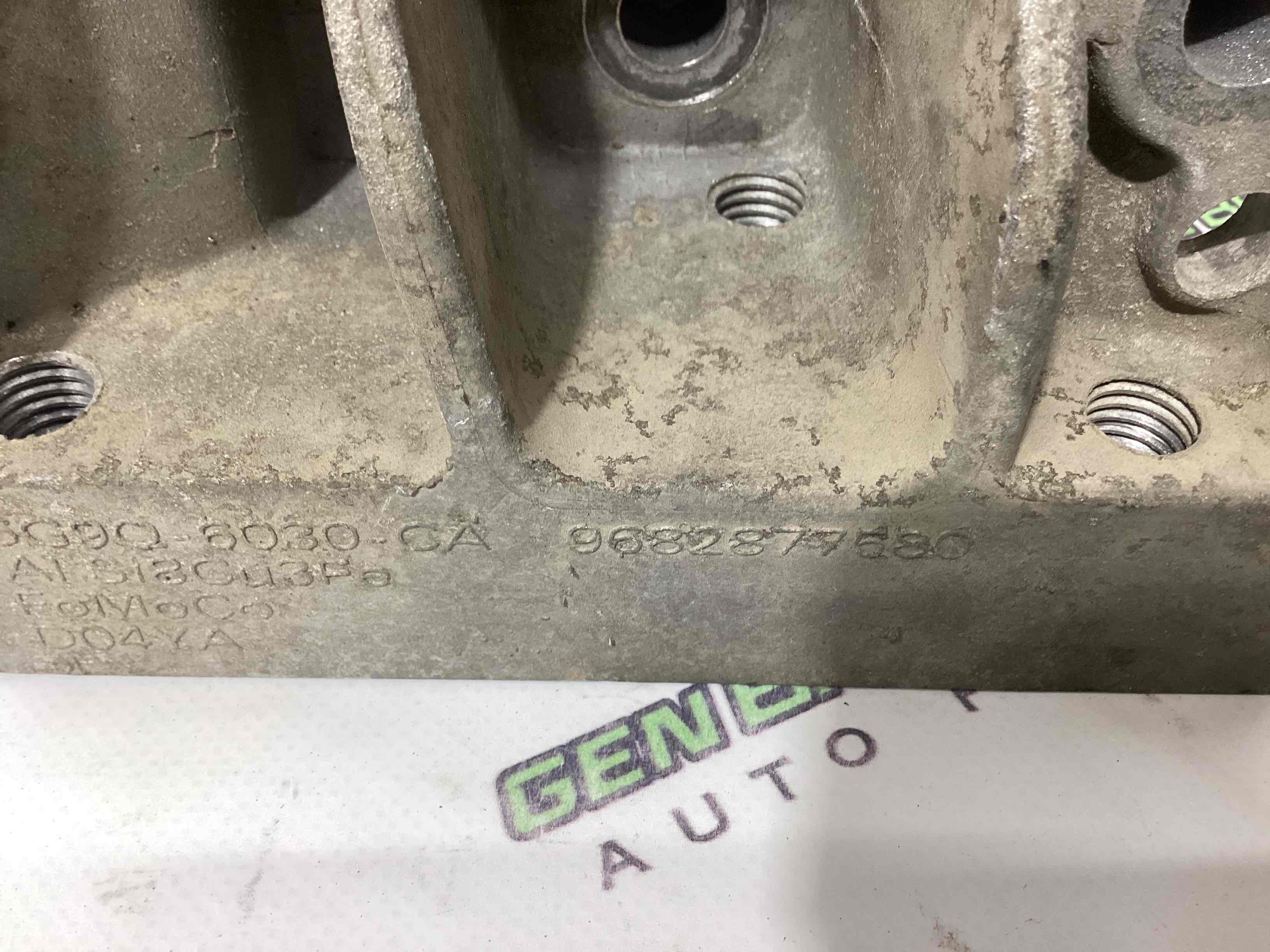 Кронштейн двигуна