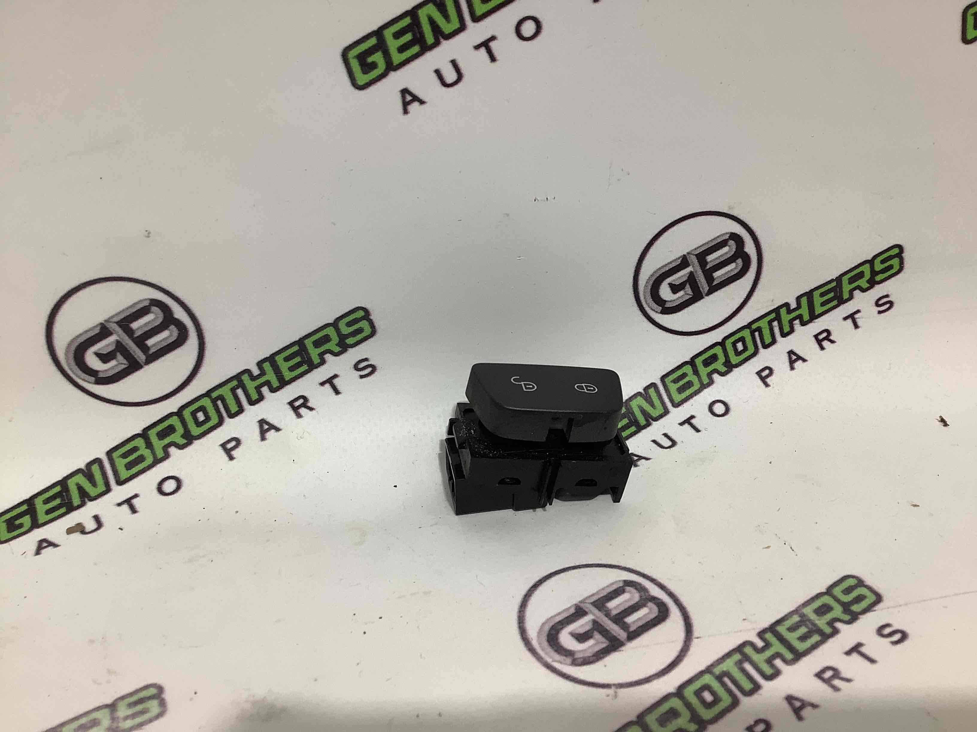 Кнопка центрального замку