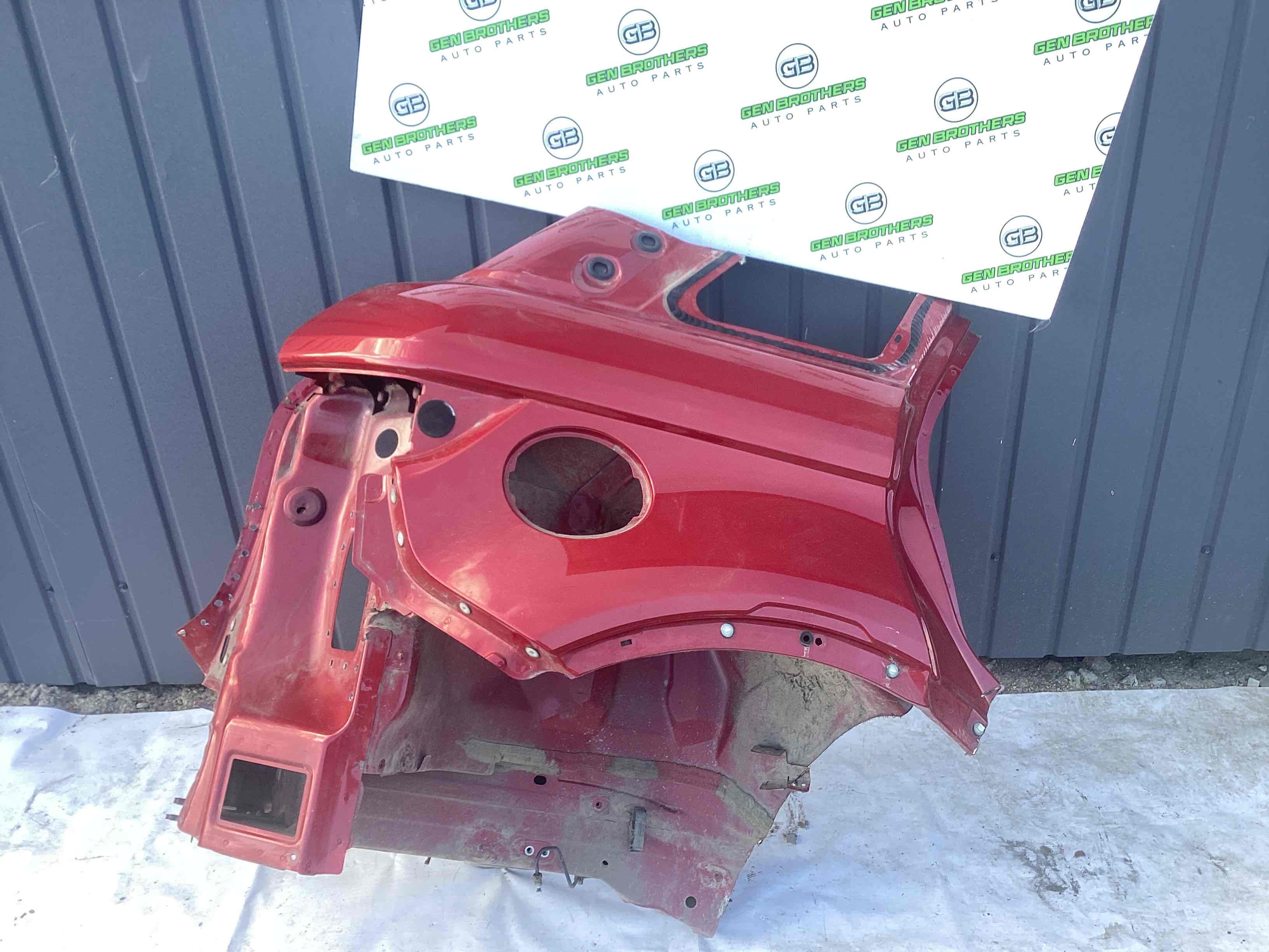 Чверть задня права