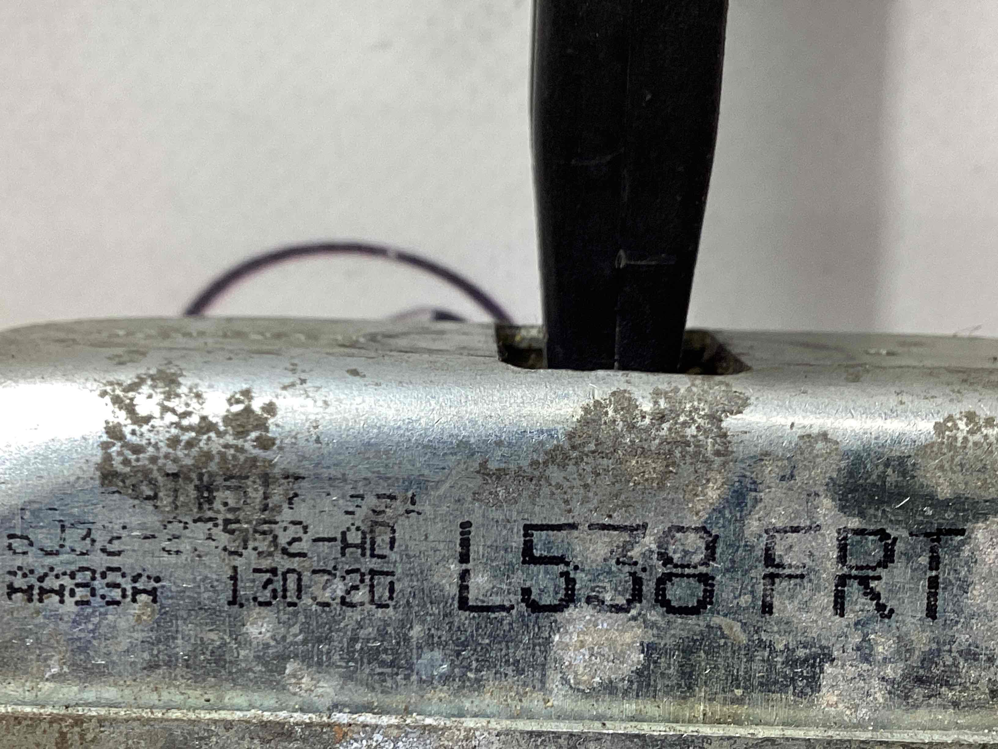 Обмежувач відчинення дверей