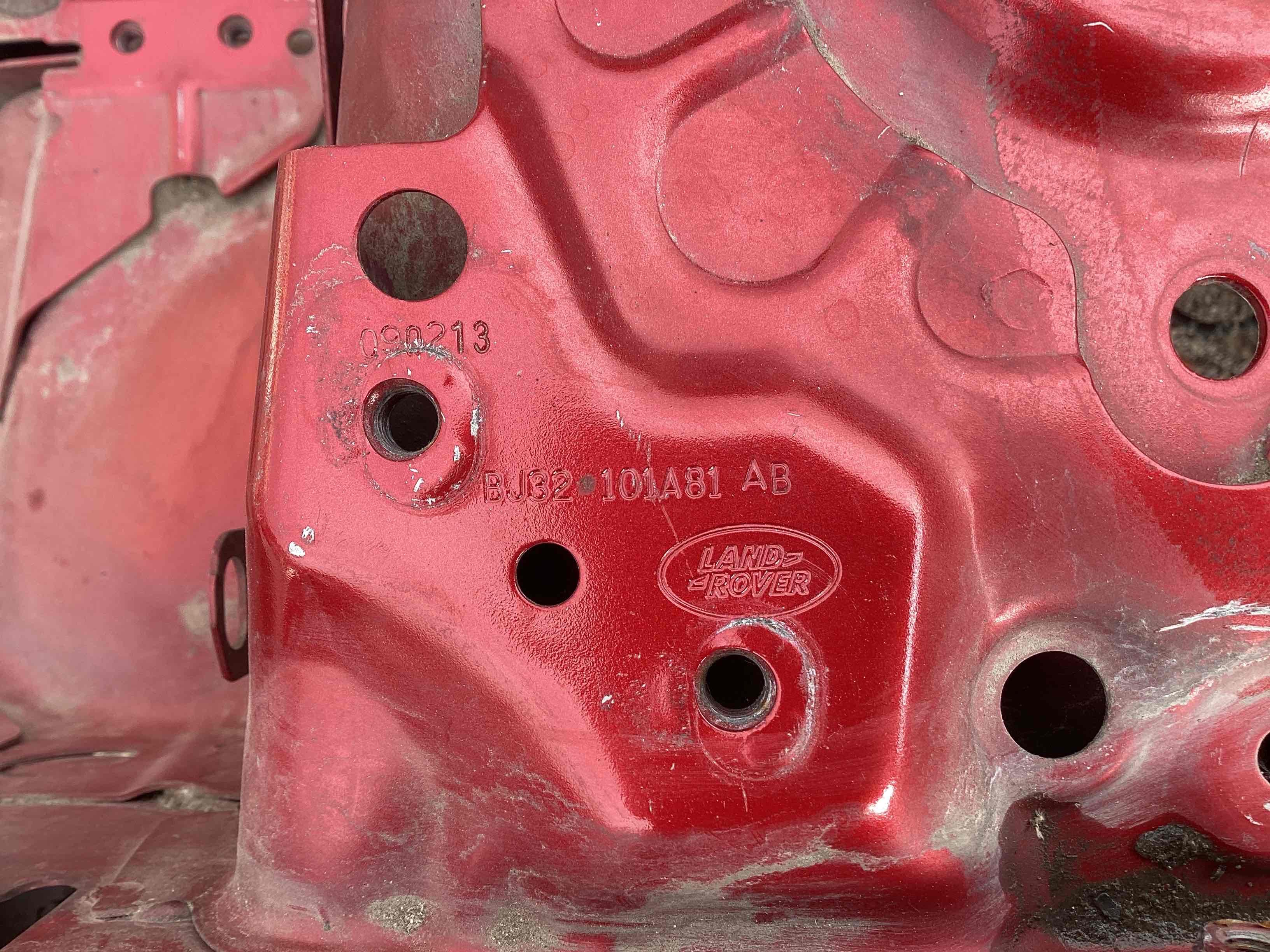 Чверть передня ліва