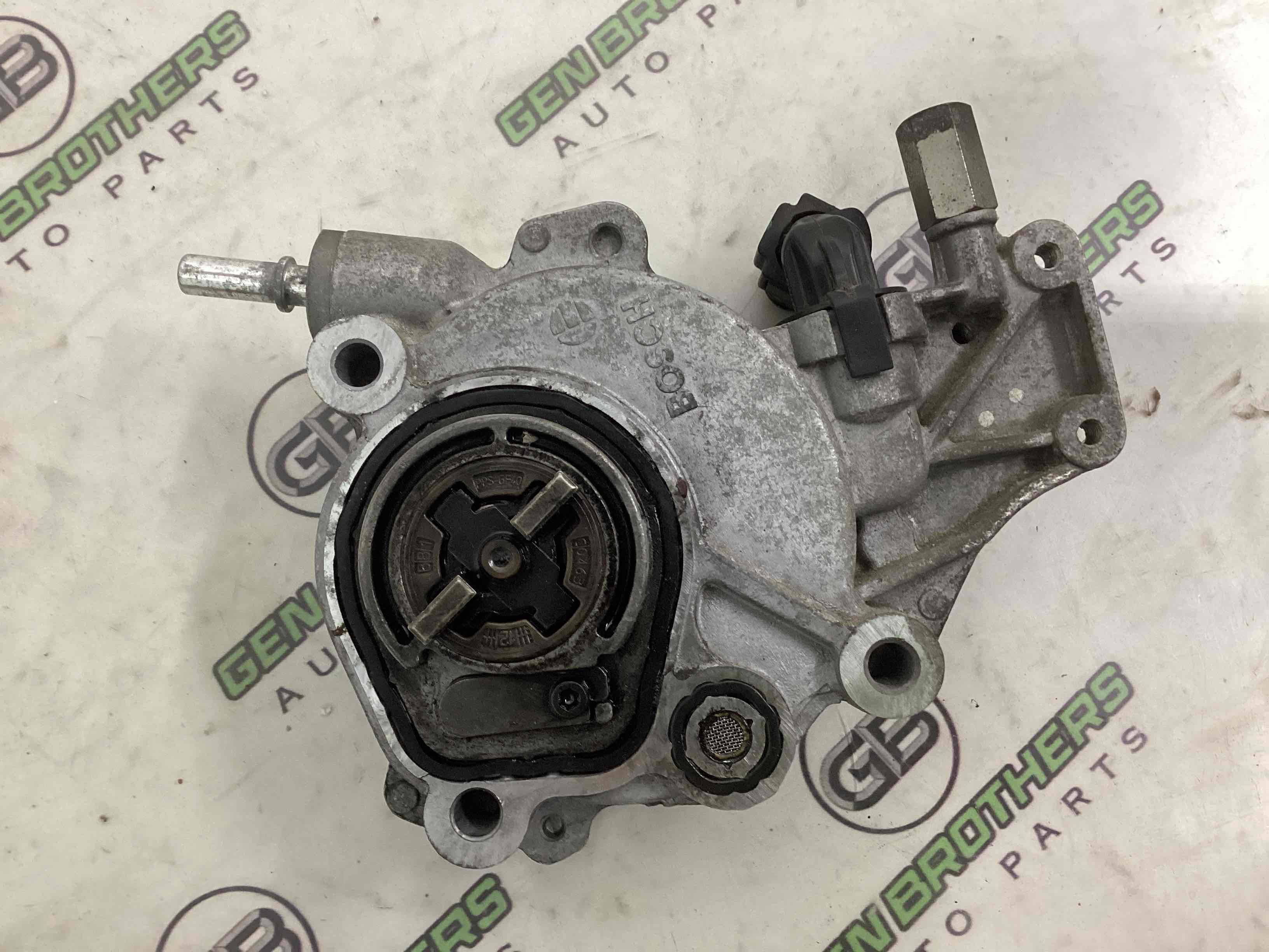 Насос вакуумний