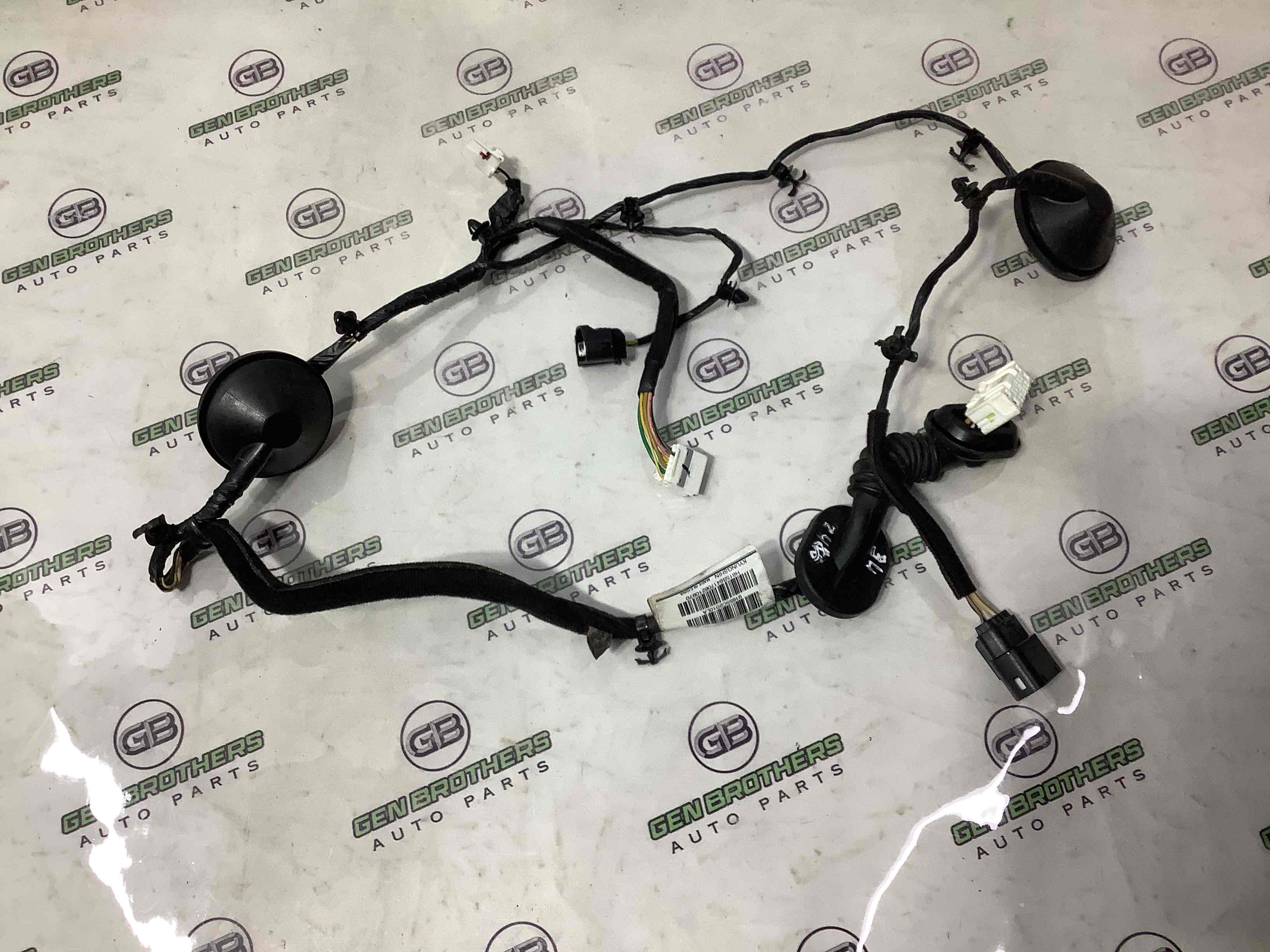 Електропроводка дверей, кришки багажника коса