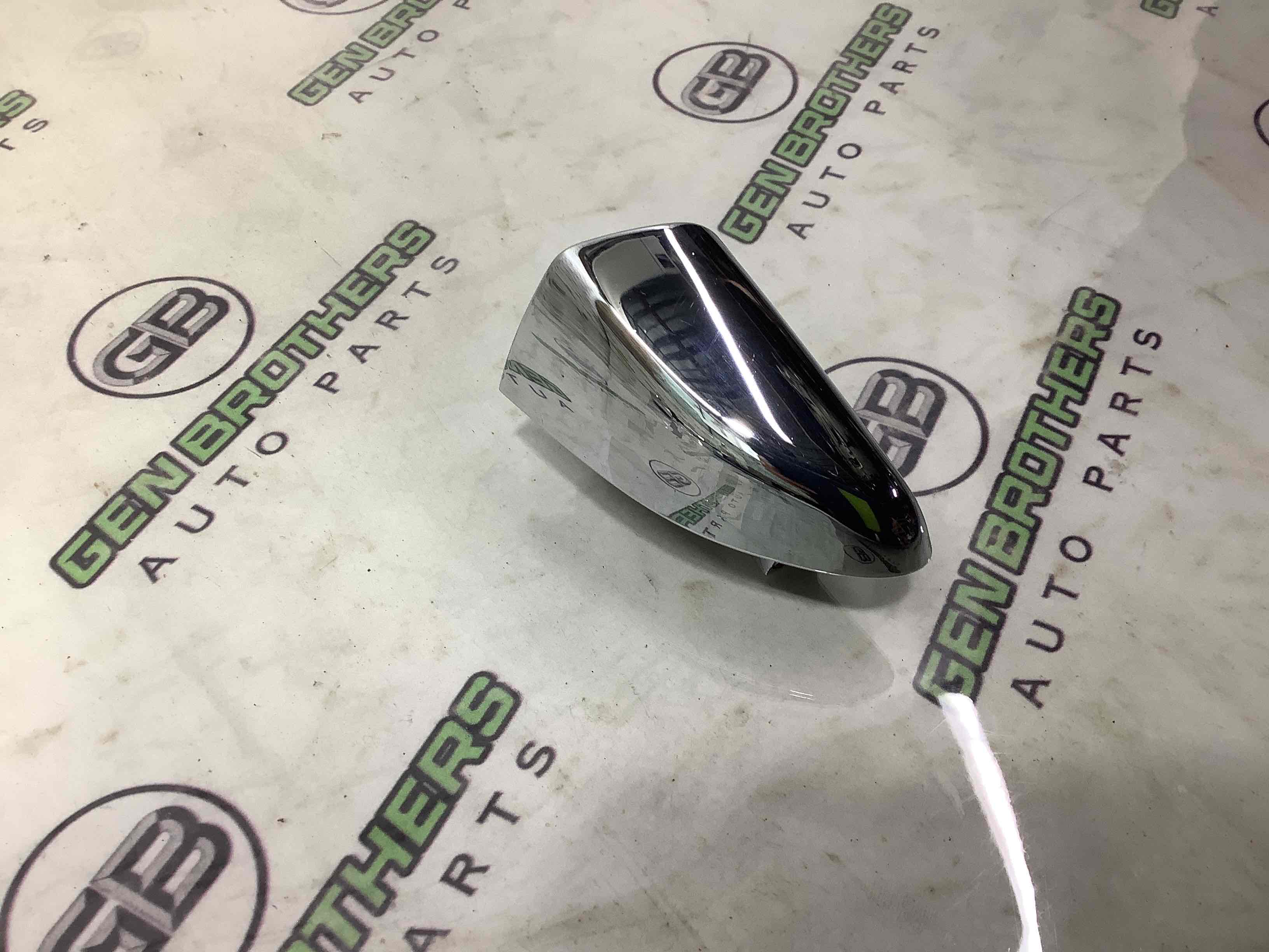 Заглушка ручки дверей