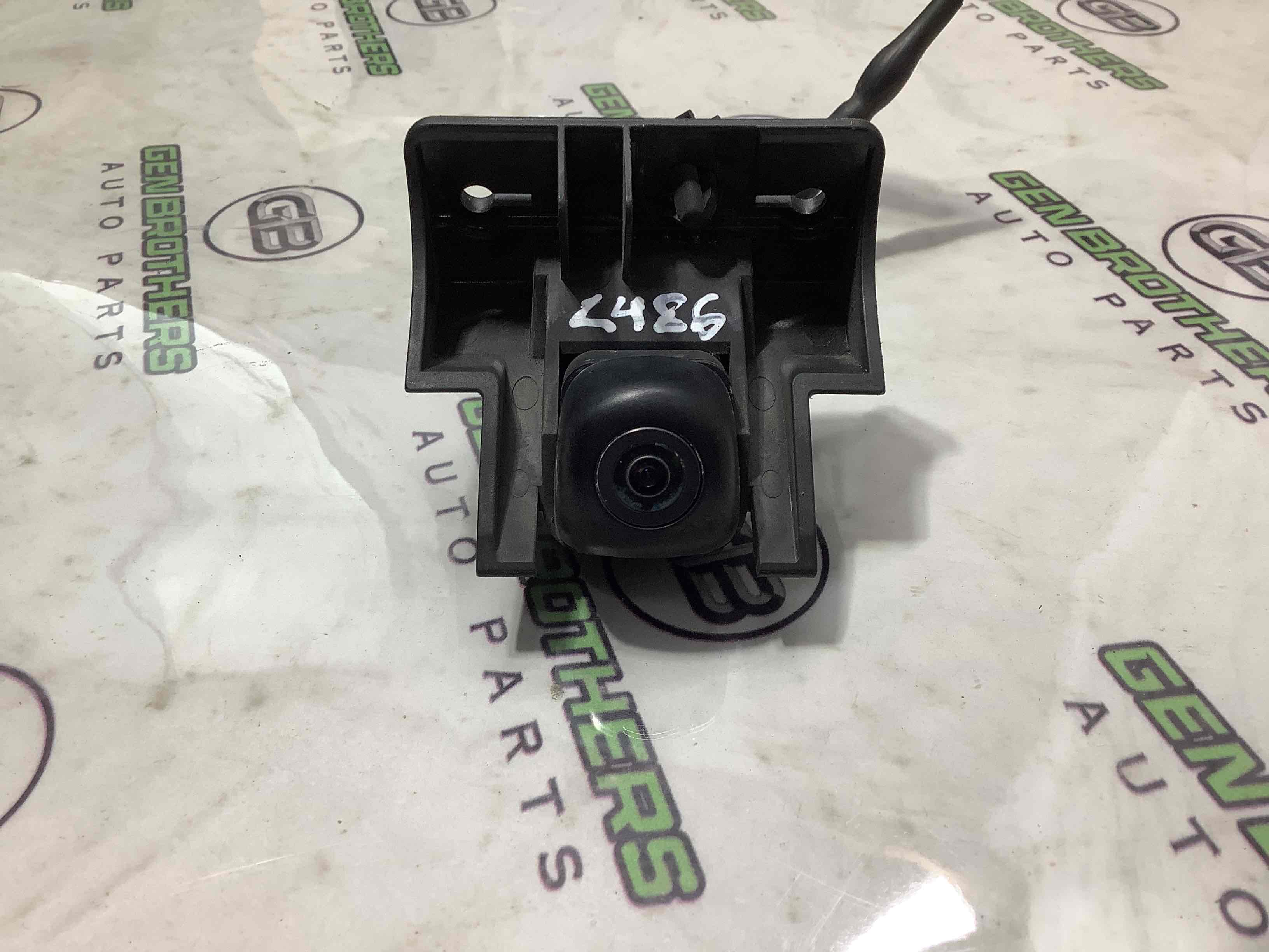 Камера, кріплення камери, корпус