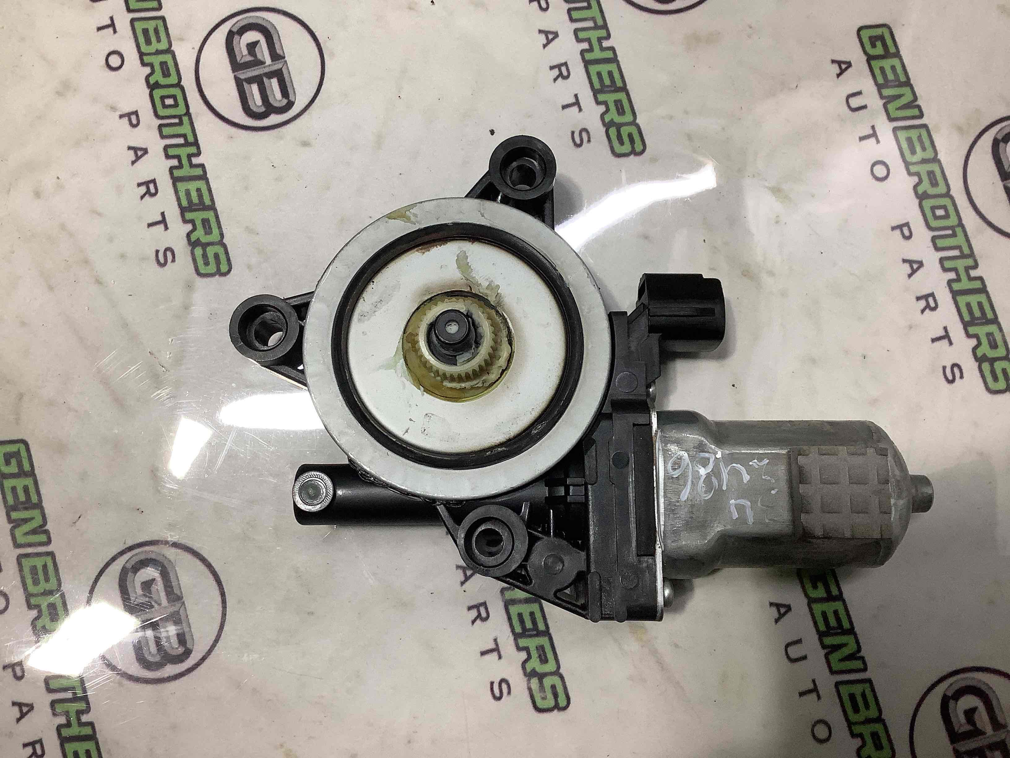 Моторчик склопідйомника