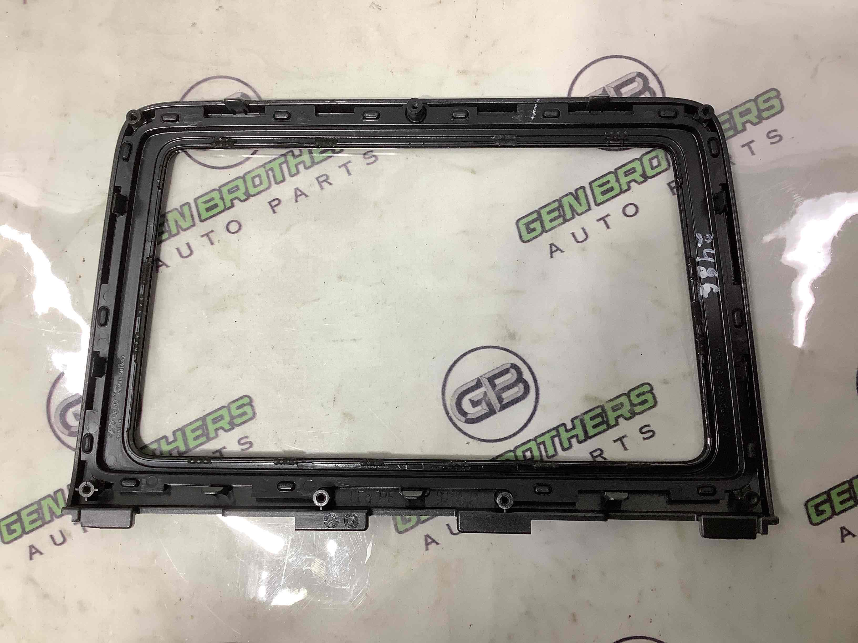 Рамка магнітоли