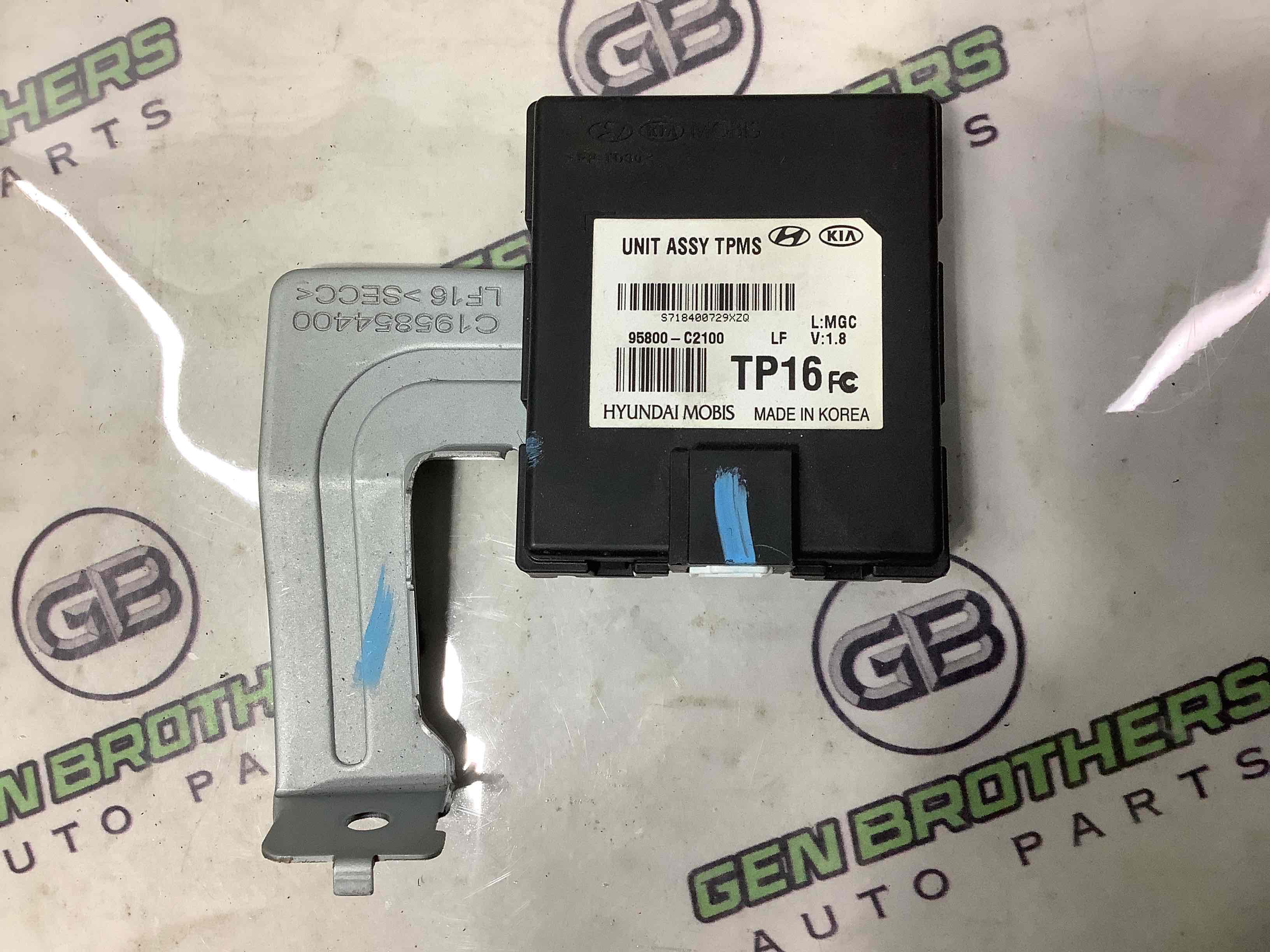 Блок контролю тиску шин