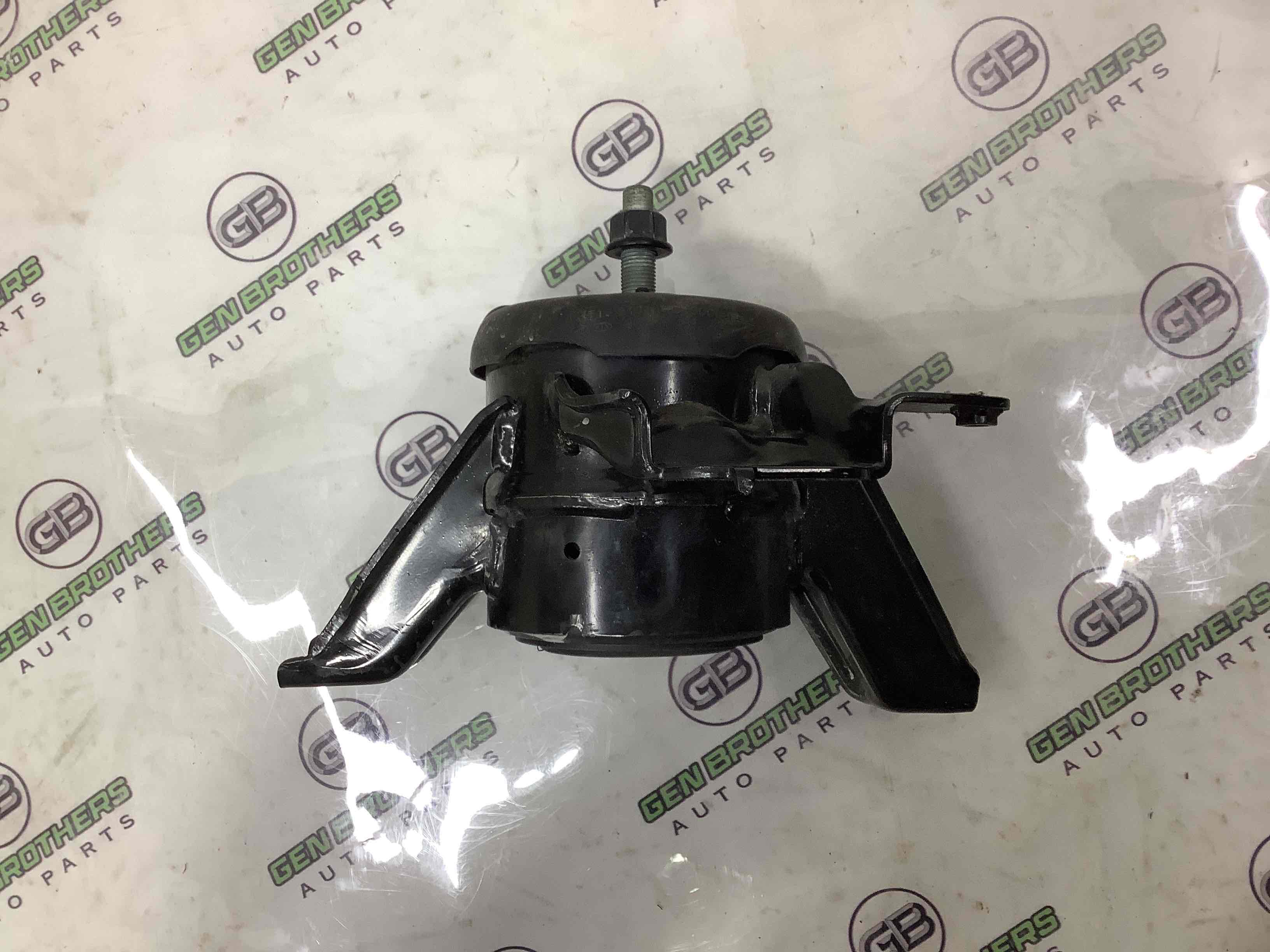 Подушка кріплення двигуна