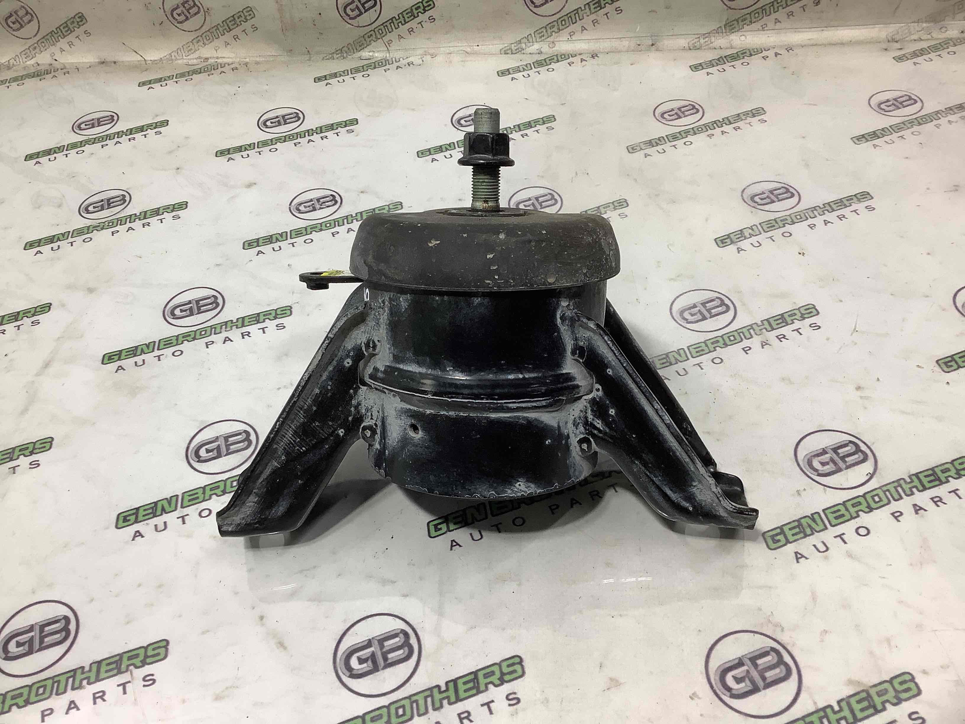 Подушка кріплення двигуна