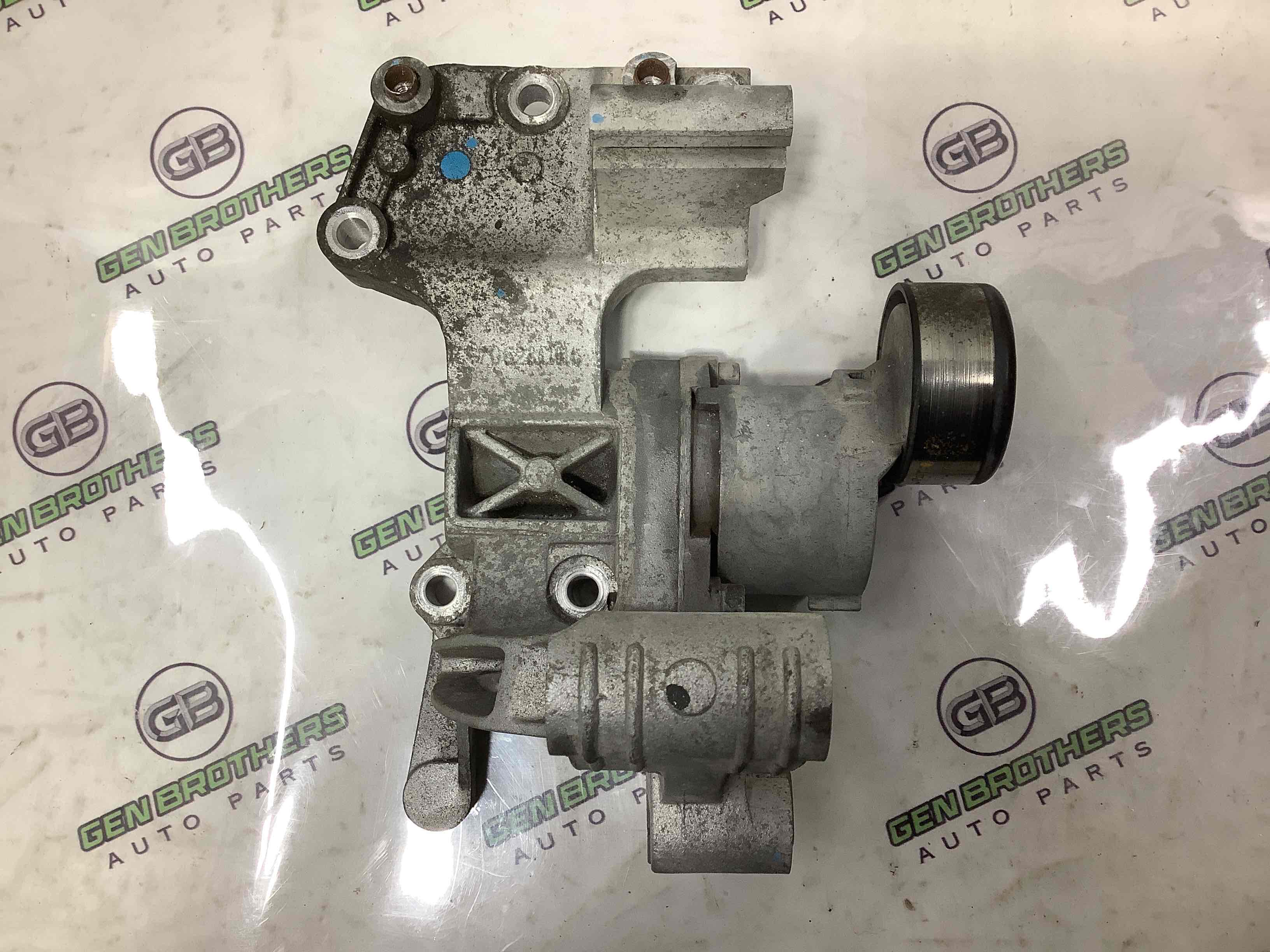 Механізм натягу ременя, ланцюга, ролика