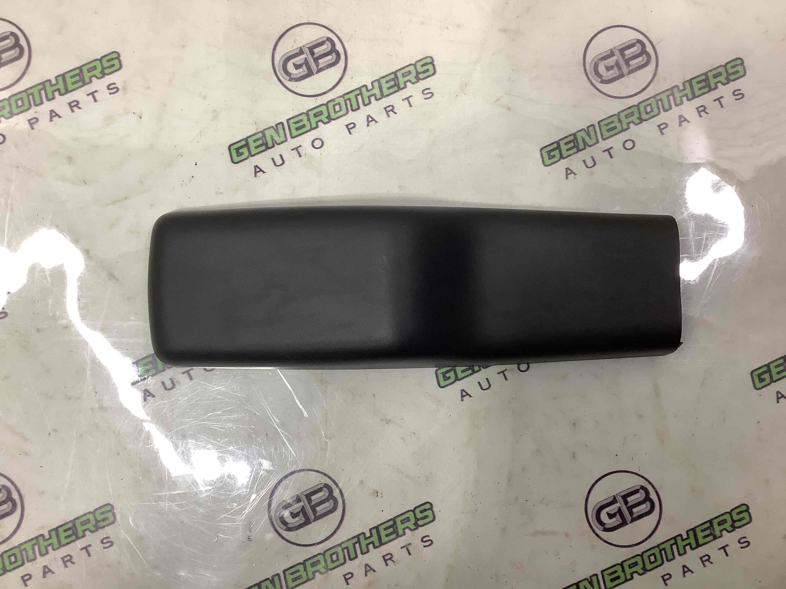 Дзеркало салону, корпус, кріплення, накладка