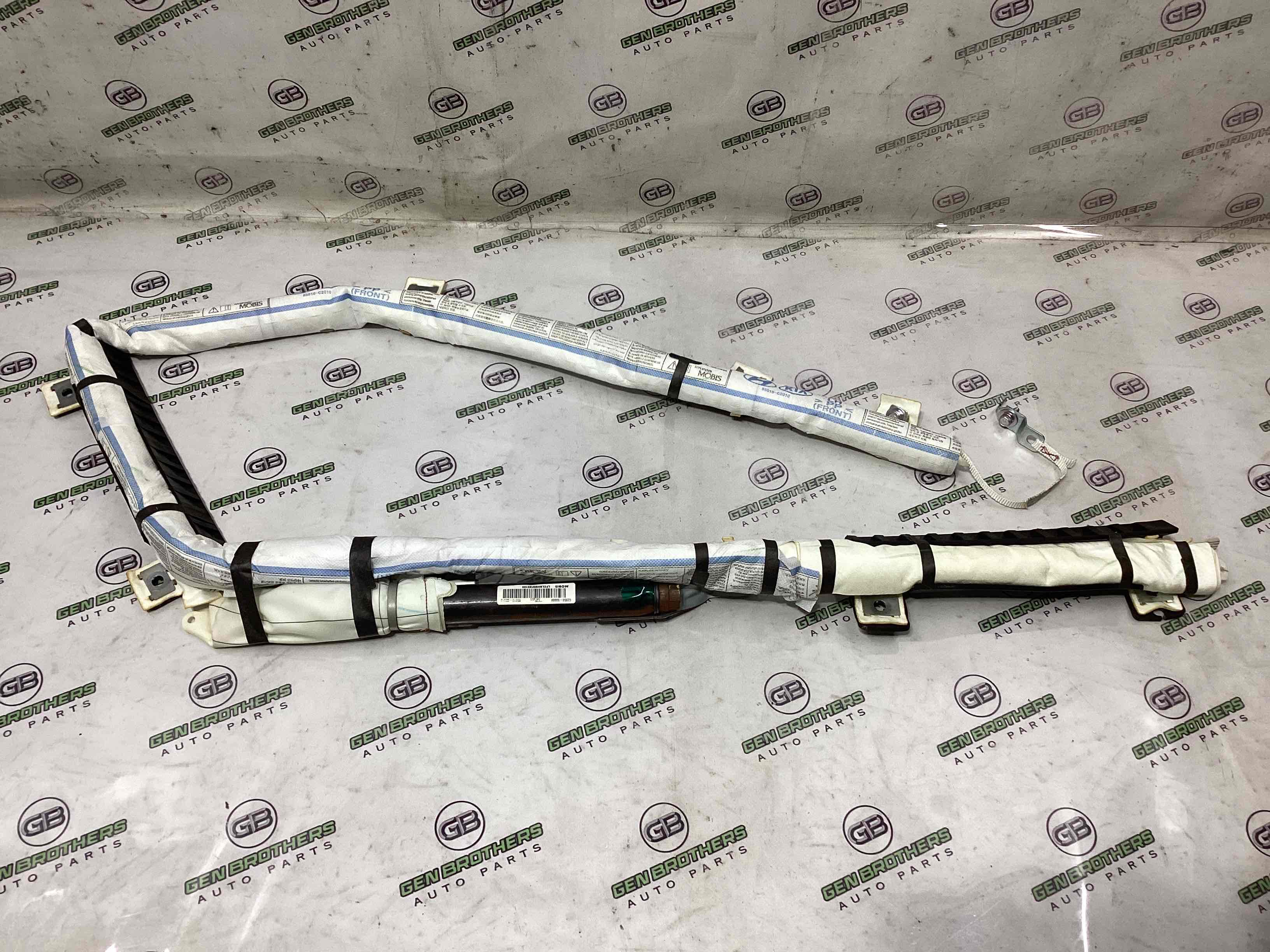 Подушка безпеки збоку шторка