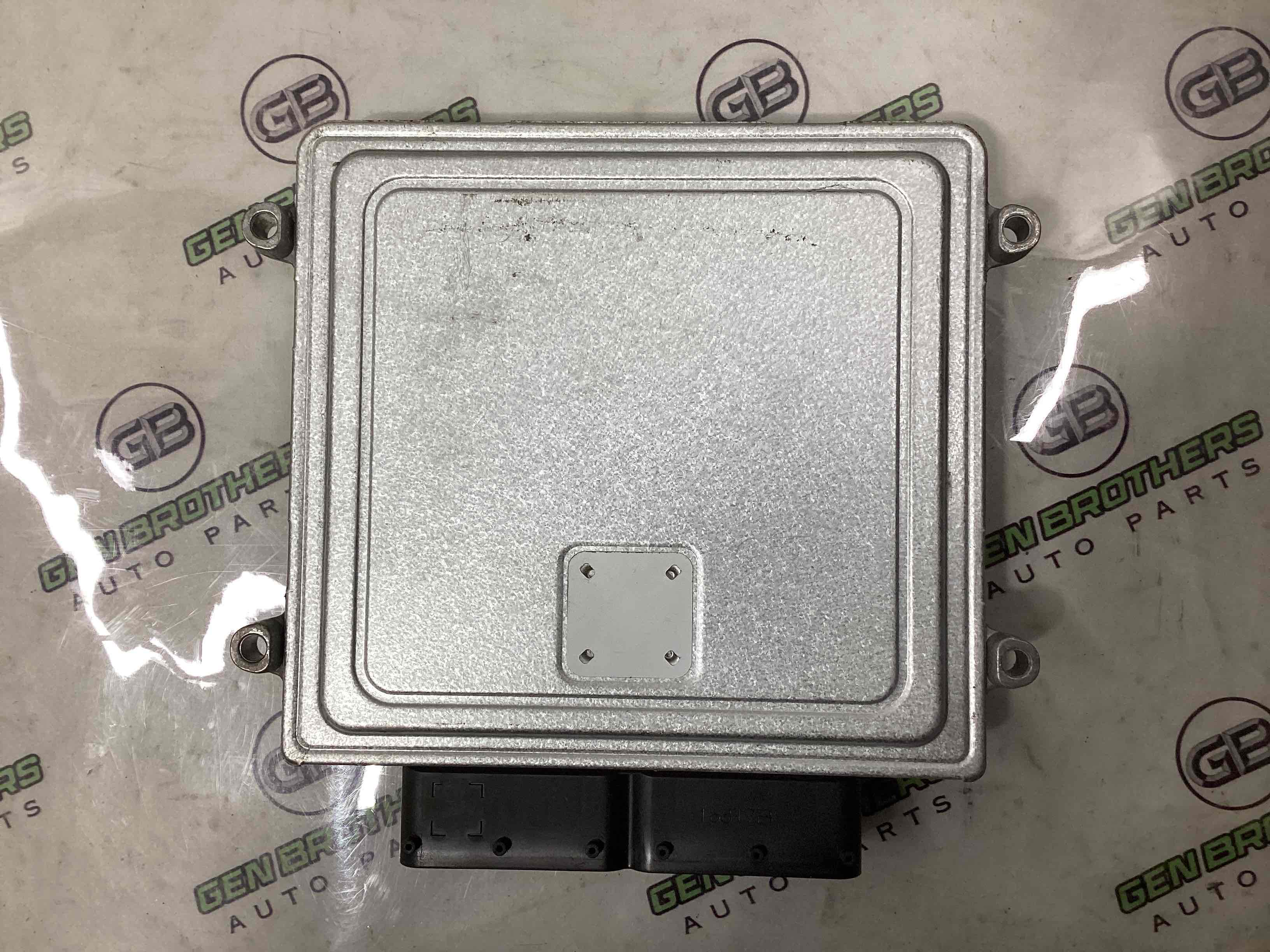 Блок ECU комп'ютер двигуна