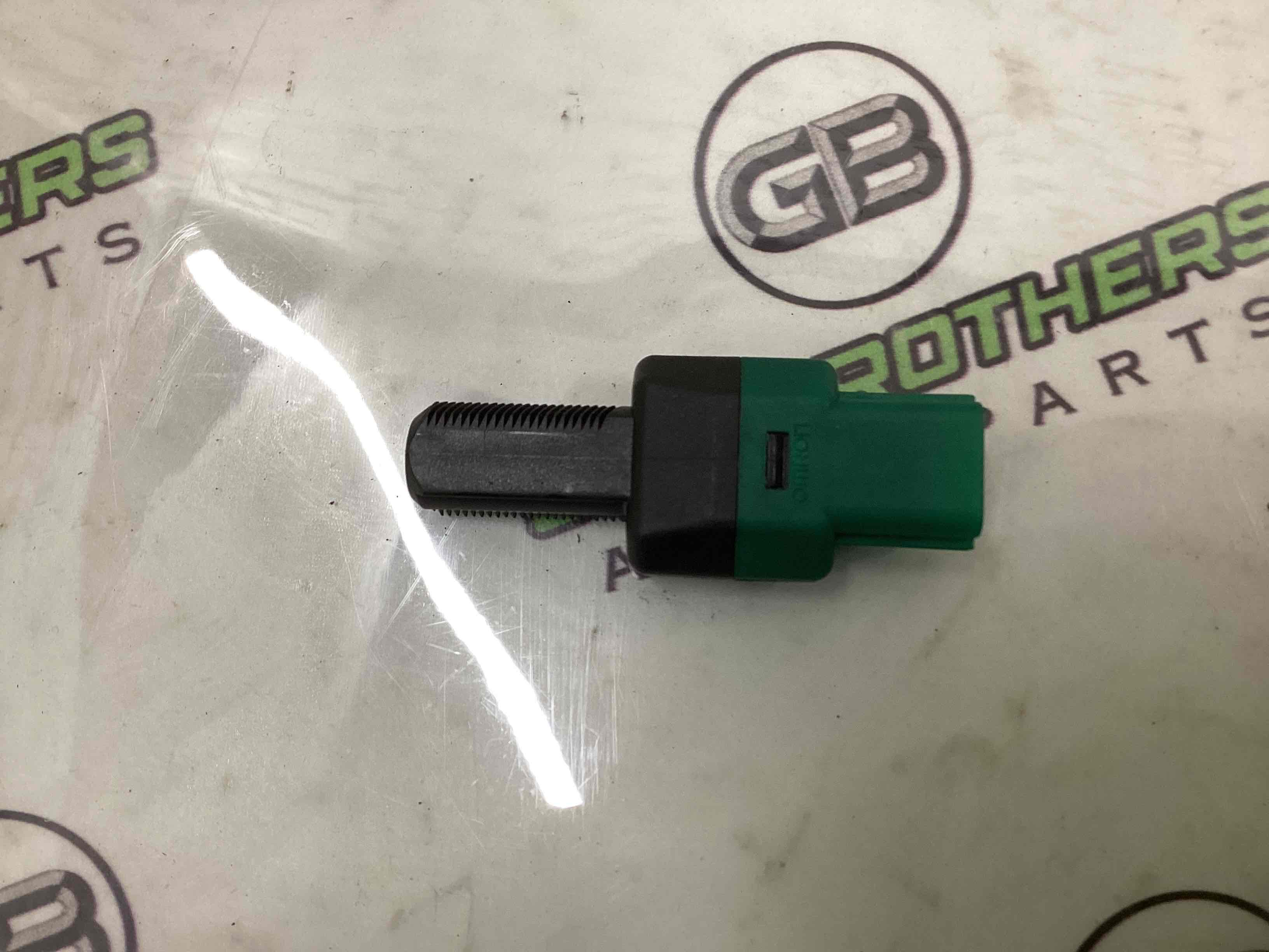 Датчик педалі гальма